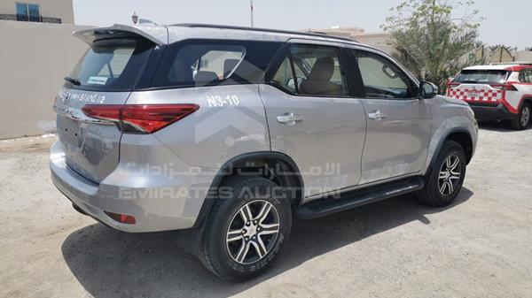 Photo 6 VIN: MHFDX8FS8J0087723 - TOYOTA FORTUNER 