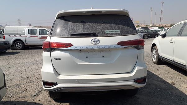 Photo 7 VIN: MHFDX8FS8J0088340 - TOYOTA FORTUNER 