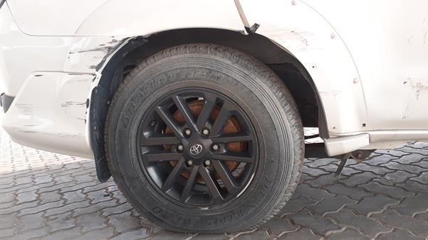 Photo 28 VIN: MHFYU59G4F7040512 - TOYOTA FORTUNER 