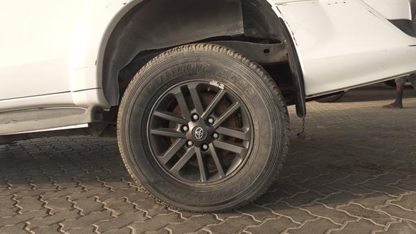 Photo 29 VIN: MHFYU59G4F7040512 - TOYOTA FORTUNER 