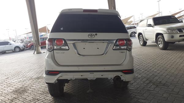 Photo 6 VIN: MHFYU59G4F7040512 - TOYOTA FORTUNER 