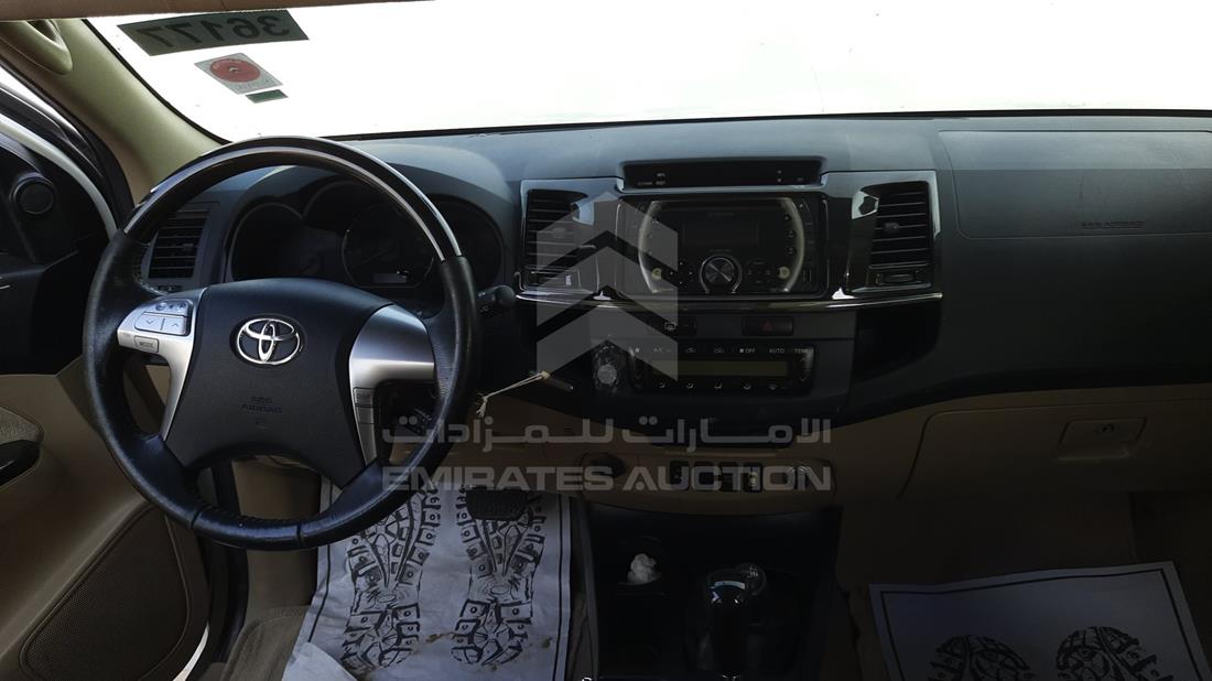 Photo 19 VIN: MHFYU59G6E7033866 - TOYOTA FORTUNER 