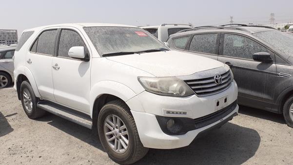 Photo 11 VIN: MHFYX59G3F8072255 - TOYOTA FORTUNER 