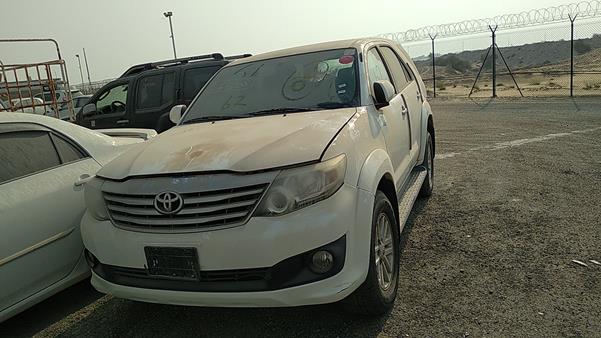 Photo 4 VIN: MHFYX59G9E8058102 - TOYOTA FORTUNER 