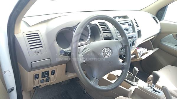 Photo 9 VIN: MHFYX59GX98017418 - TOYOTA FORTUNER 