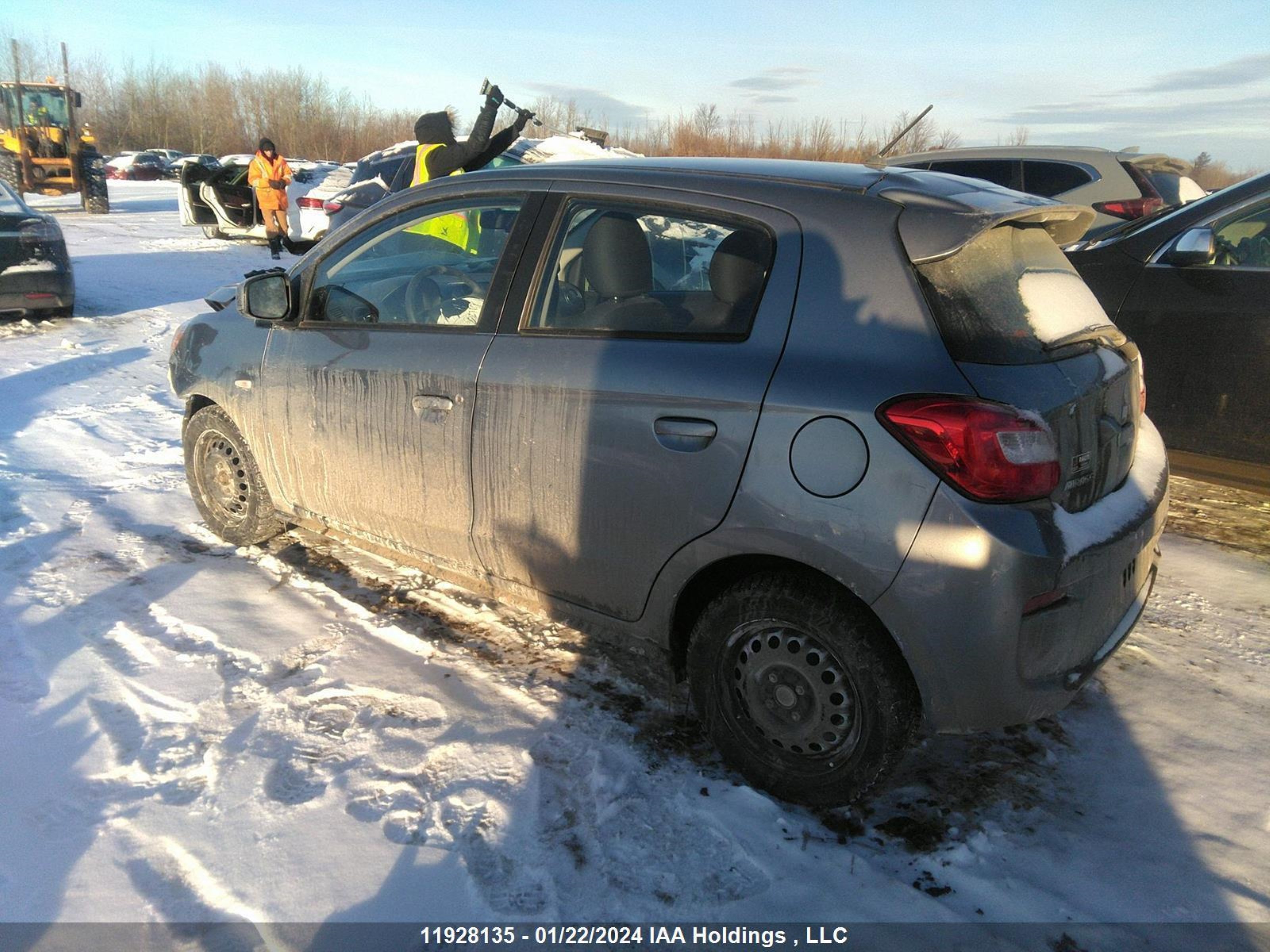 Photo 2 VIN: ML32A3HJ2LH008887 - MITSUBISHI MIRAGE 