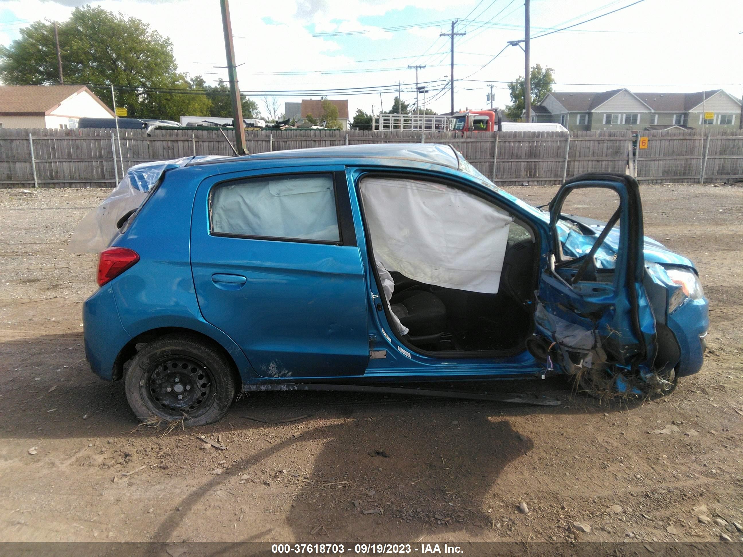 Photo 11 VIN: ML32A3HJ7KH000427 - MITSUBISHI MIRAGE 