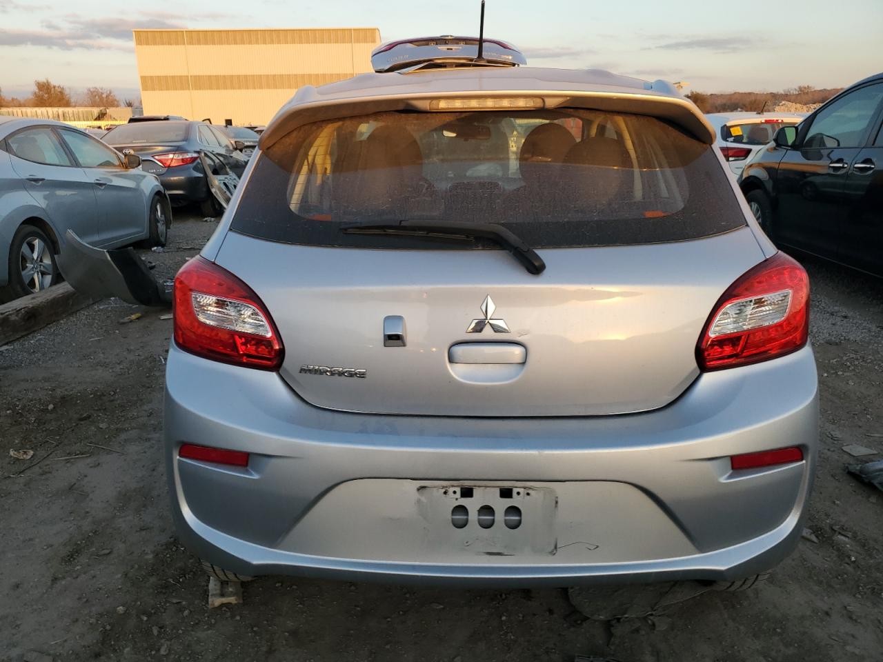 Photo 5 VIN: ML32A3HJ9LH000219 - MITSUBISHI MIRAGE 