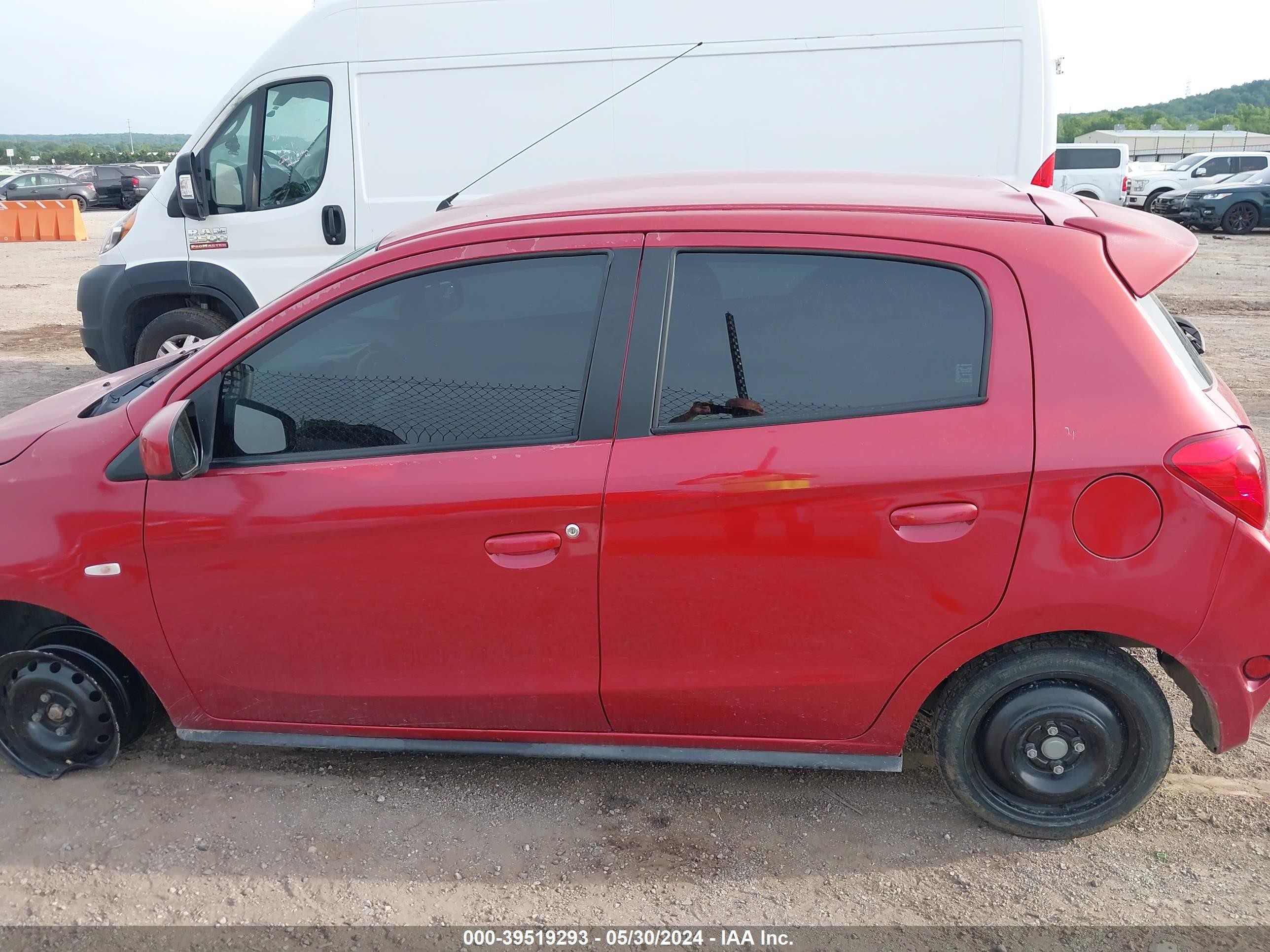 Photo 13 VIN: ML32A3HJXEH011586 - MITSUBISHI MIRAGE 