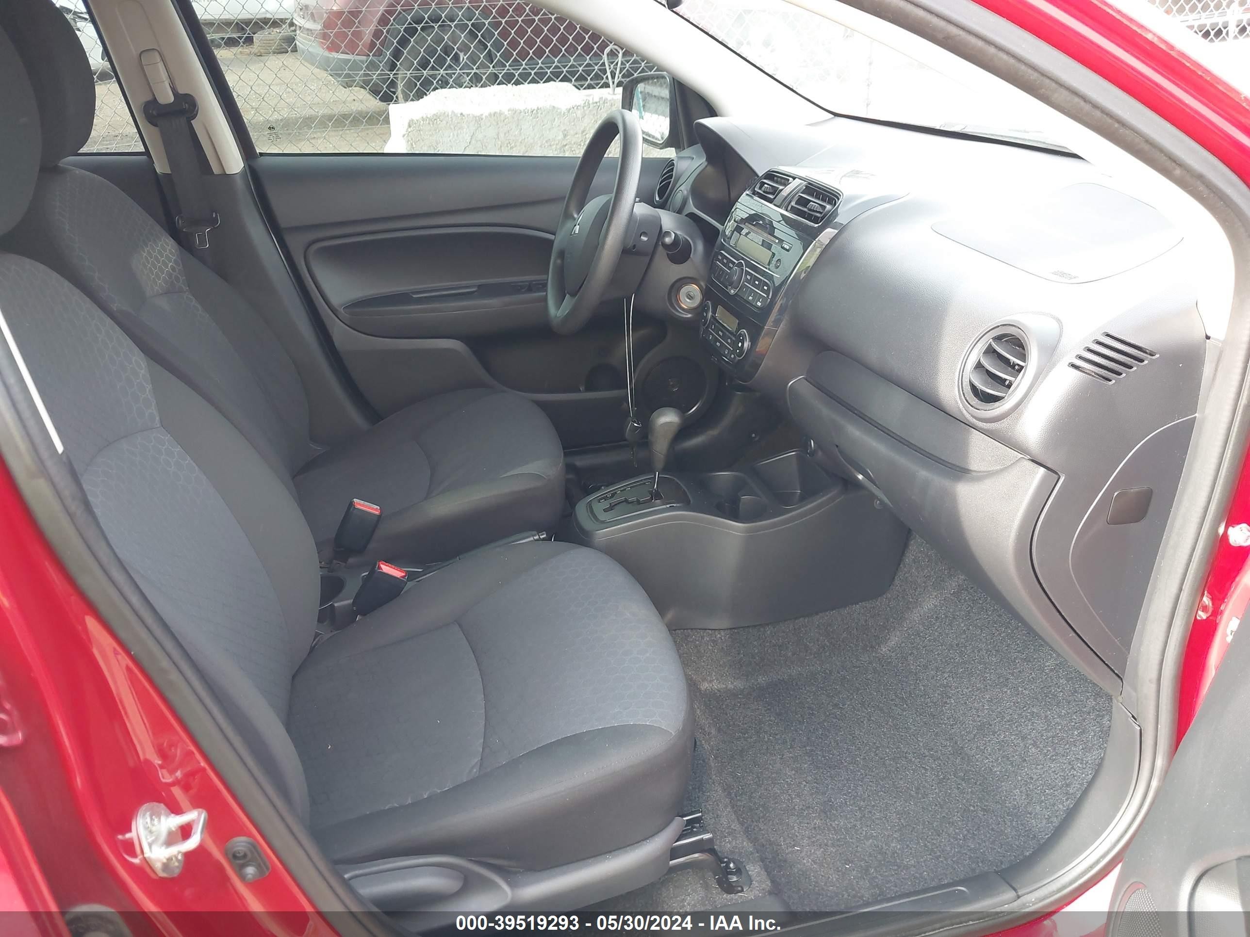 Photo 4 VIN: ML32A3HJXEH011586 - MITSUBISHI MIRAGE 