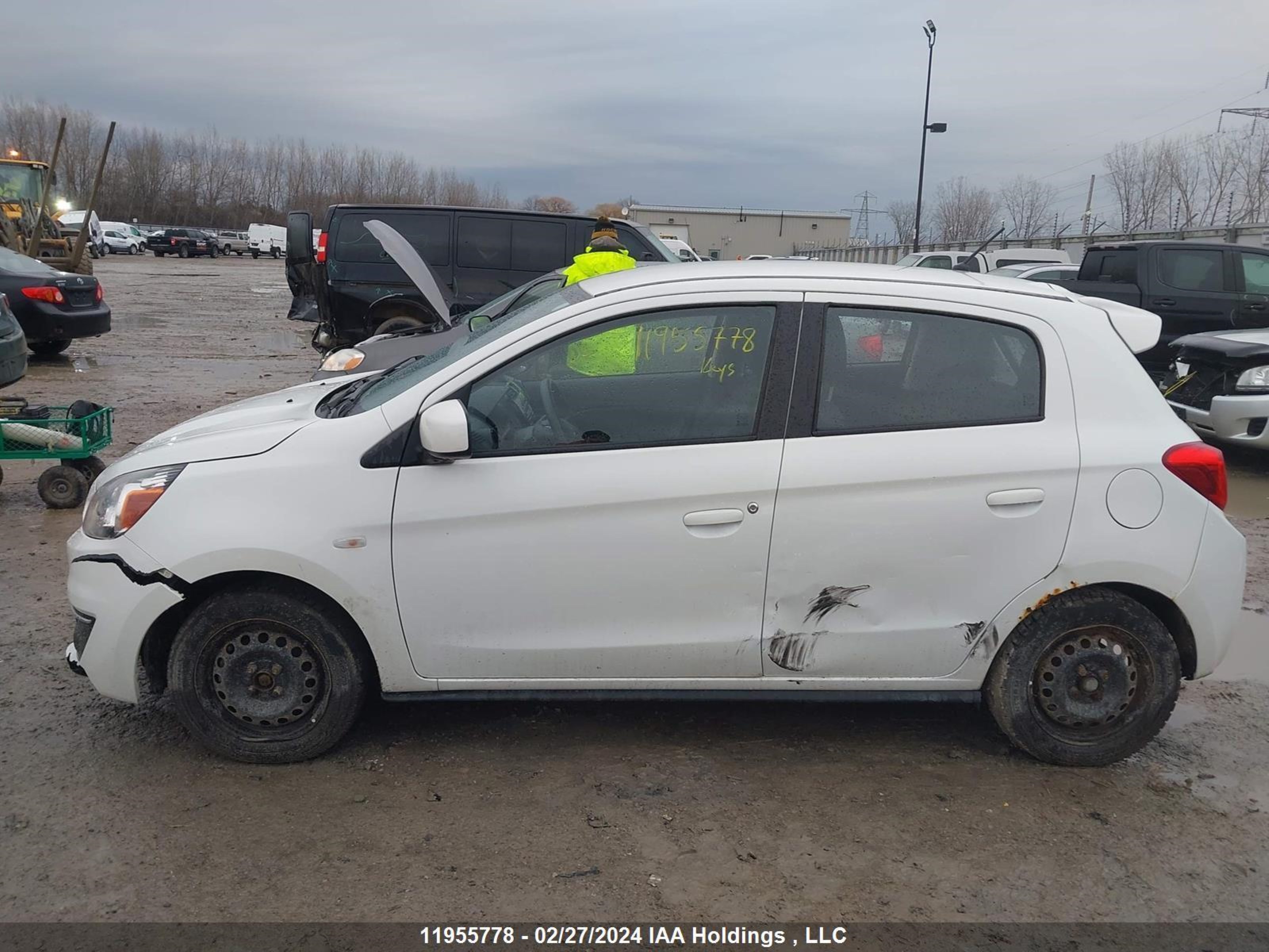 Photo 13 VIN: ML32A3HJXHH001709 - MITSUBISHI MIRAGE 