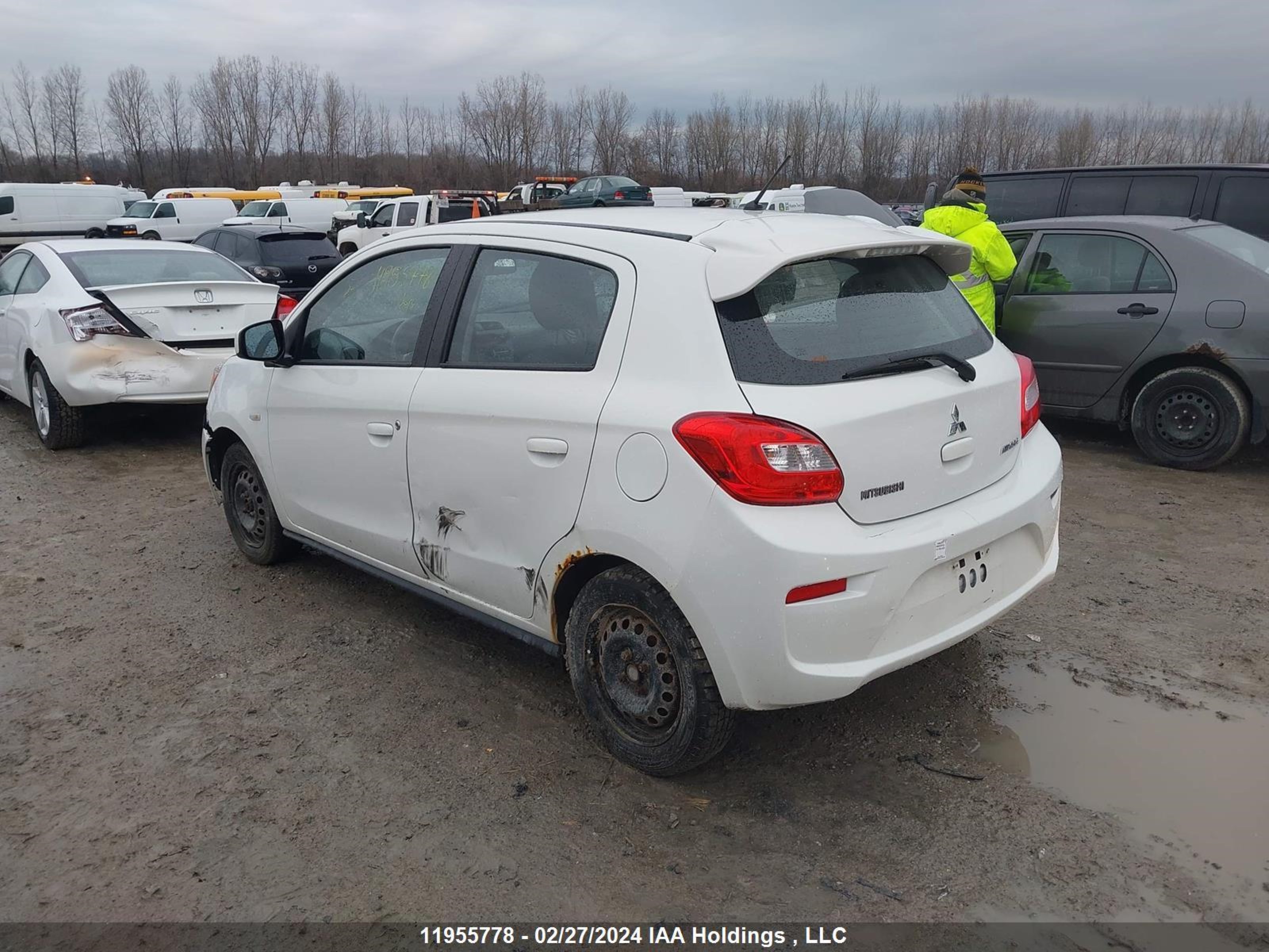 Photo 2 VIN: ML32A3HJXHH001709 - MITSUBISHI MIRAGE 