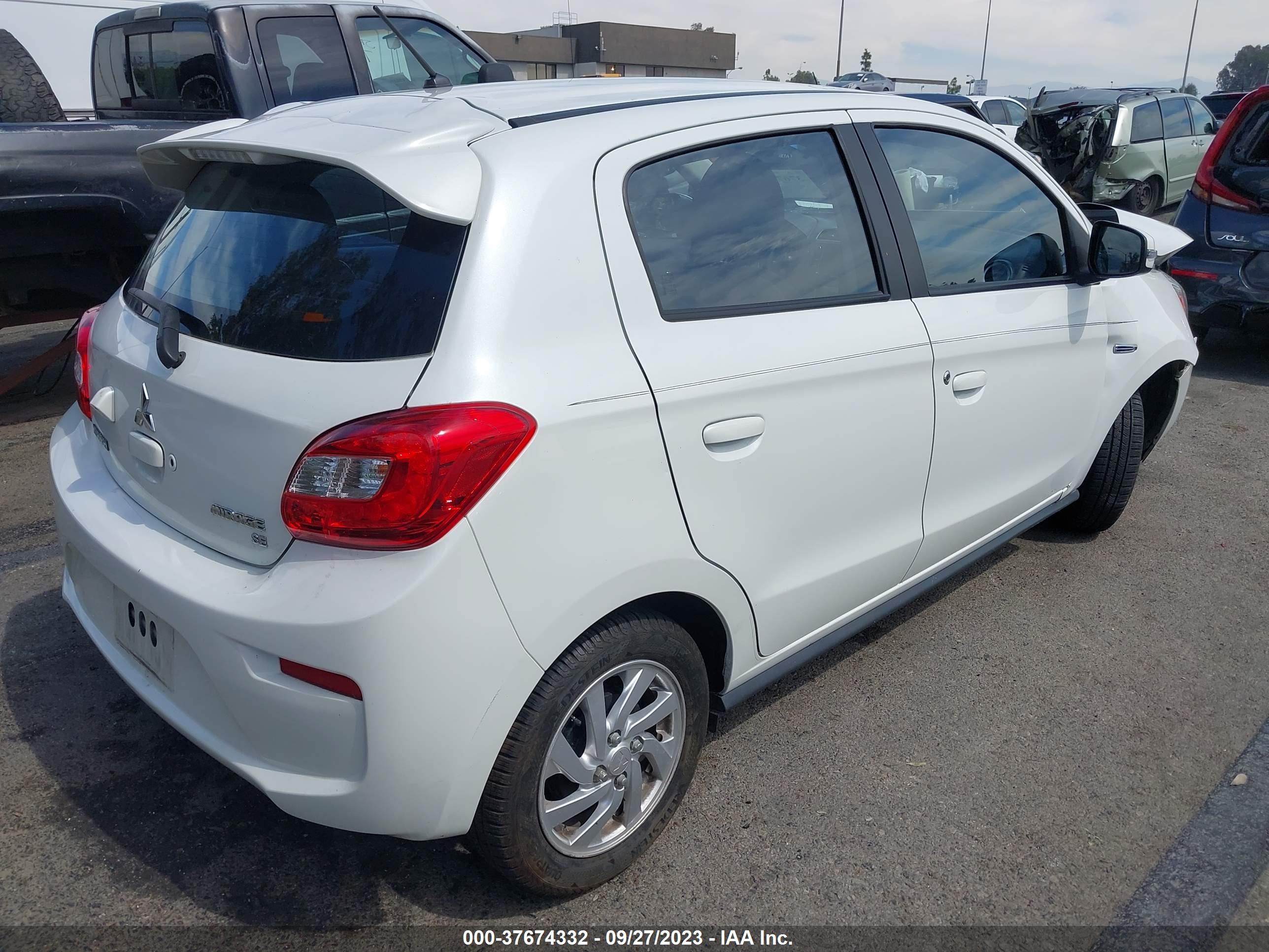 Photo 3 VIN: ML32A4HJ1HH010708 - MITSUBISHI MIRAGE 