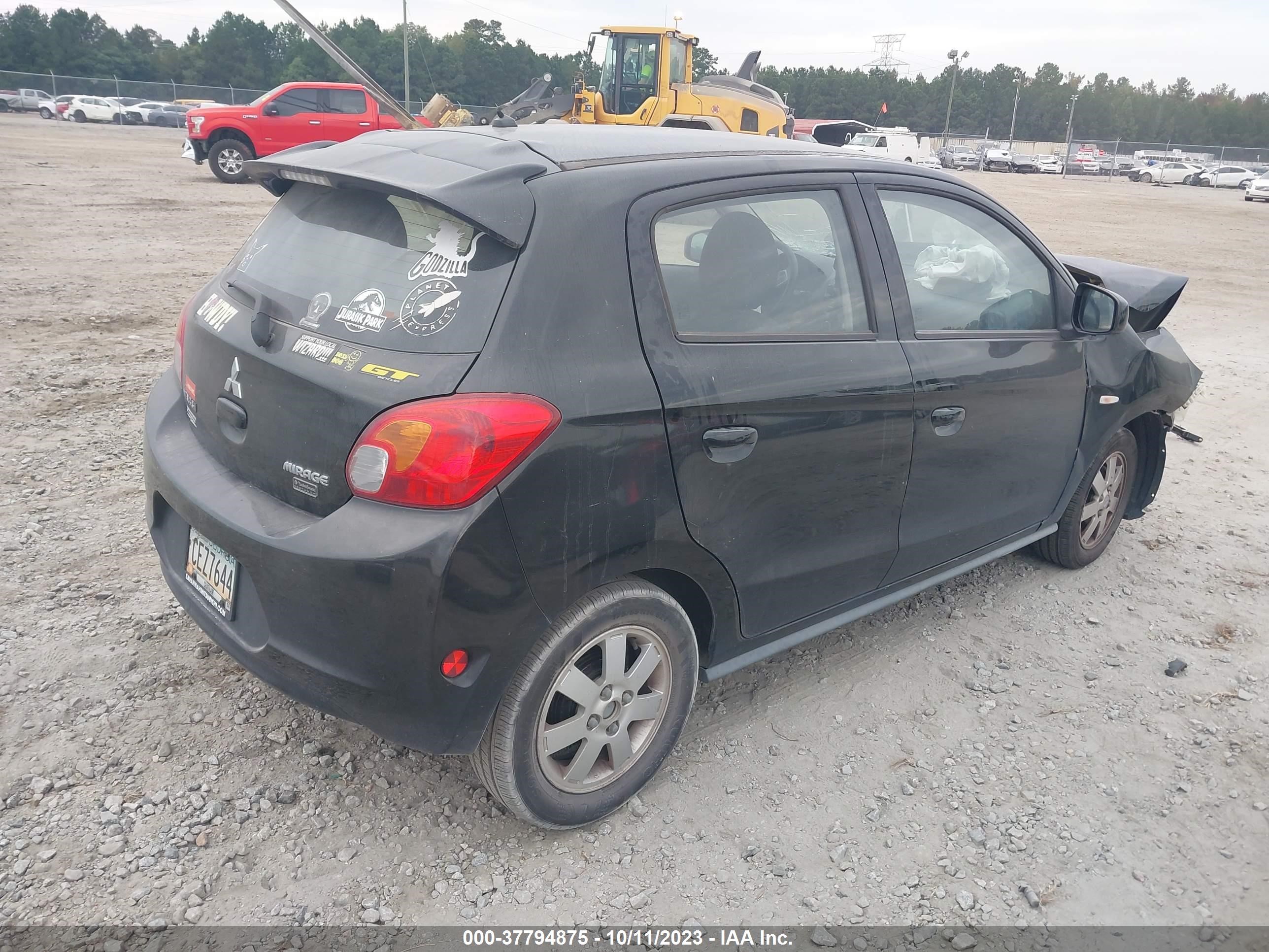 Photo 3 VIN: ML32A4HJ2FH060983 - MITSUBISHI MIRAGE 