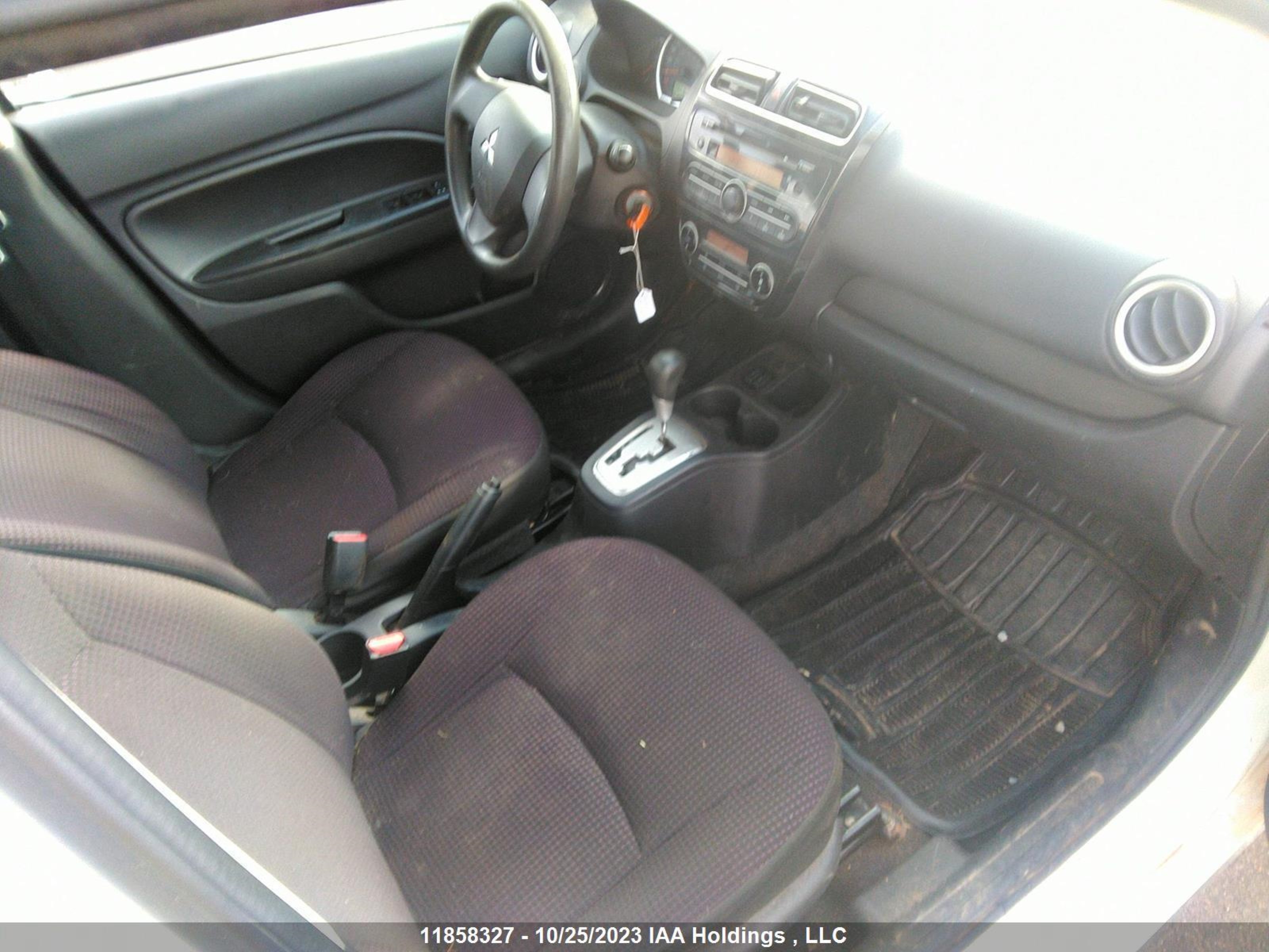 Photo 4 VIN: ML32A4HJ7EH019876 - MITSUBISHI MIRAGE 