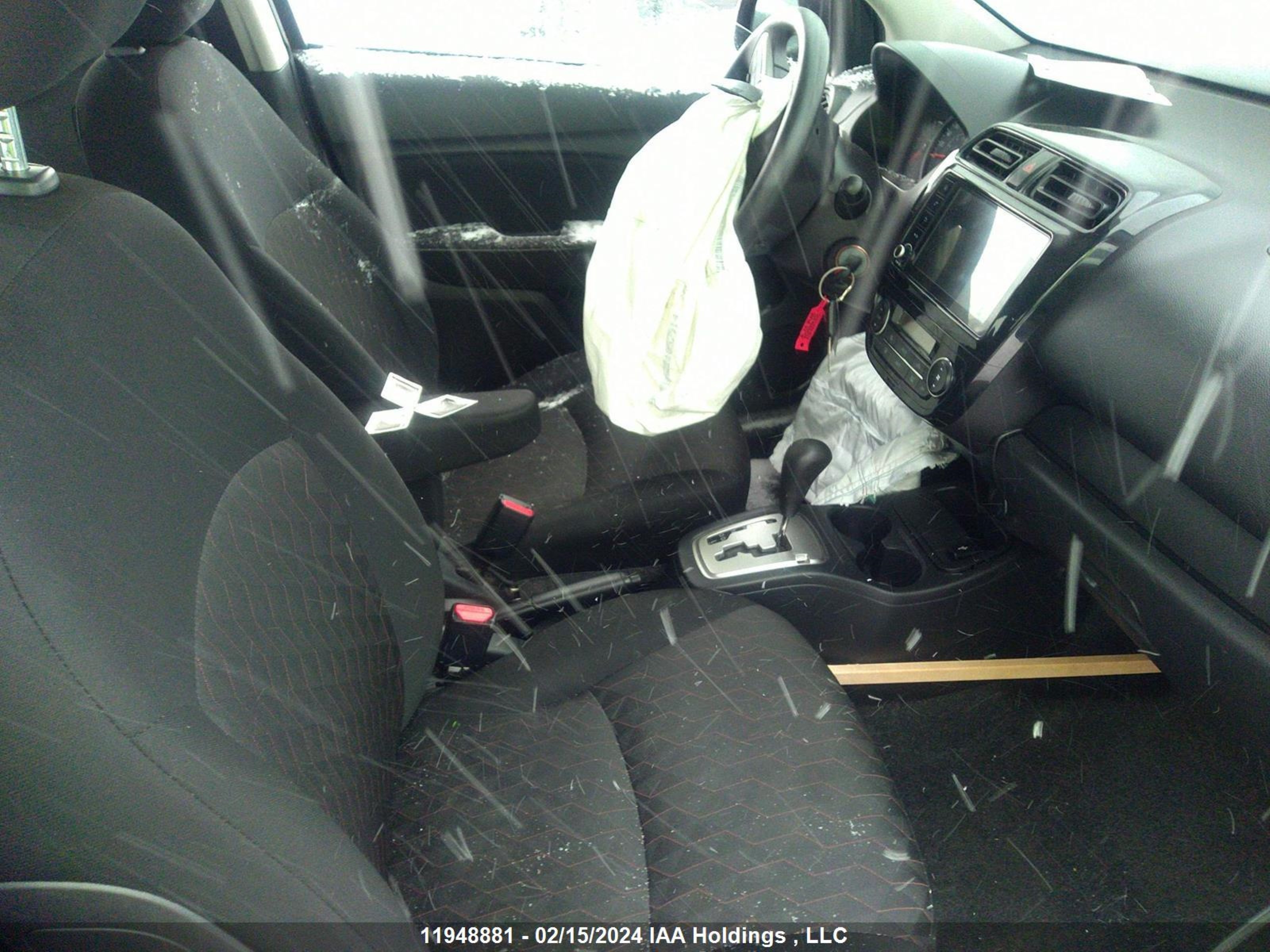 Photo 4 VIN: ML32AUHJ0NH000215 - MITSUBISHI MIRAGE 