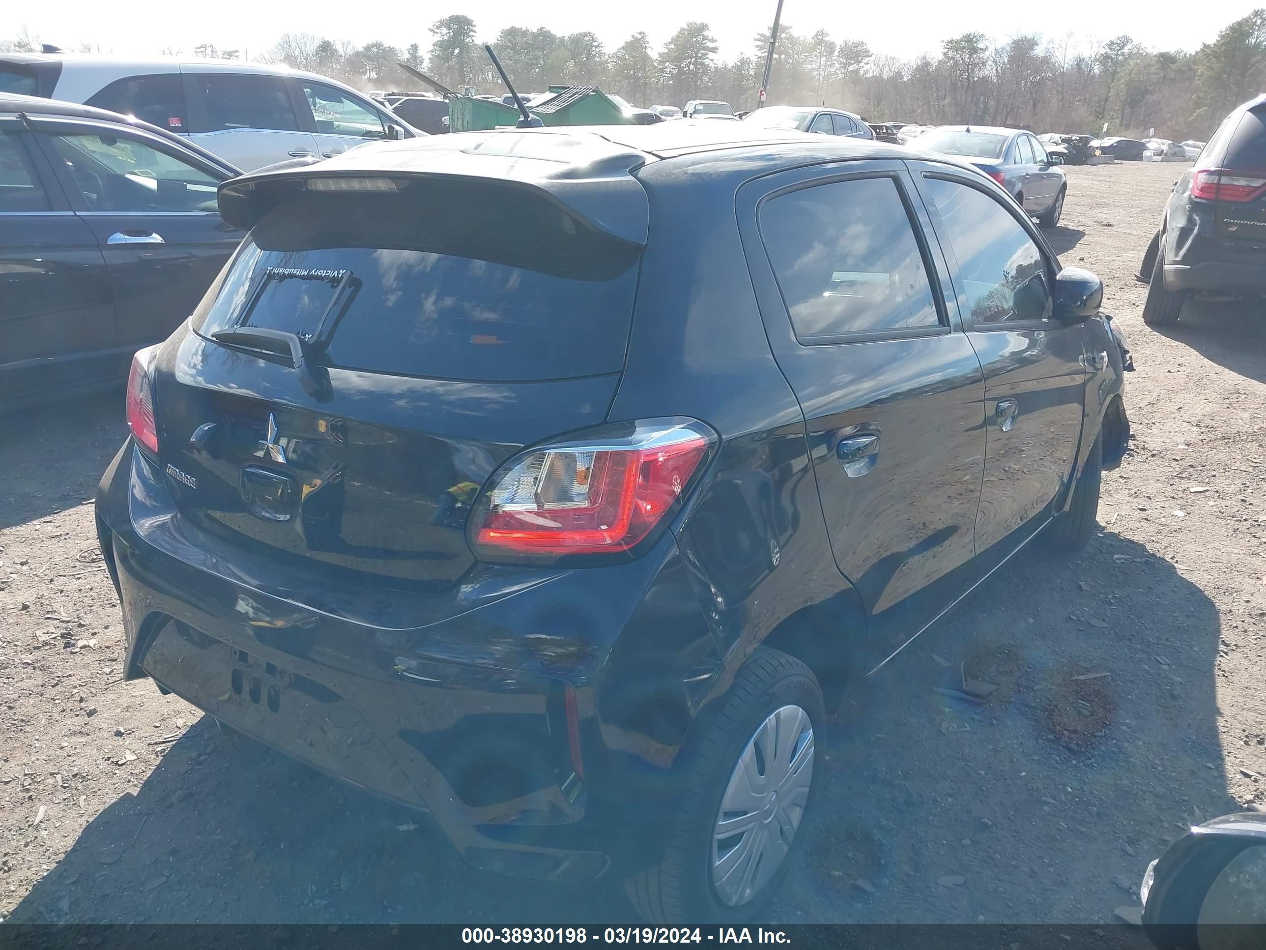 Photo 3 VIN: ML32AUHJ0RH003749 - MITSUBISHI MIRAGE 