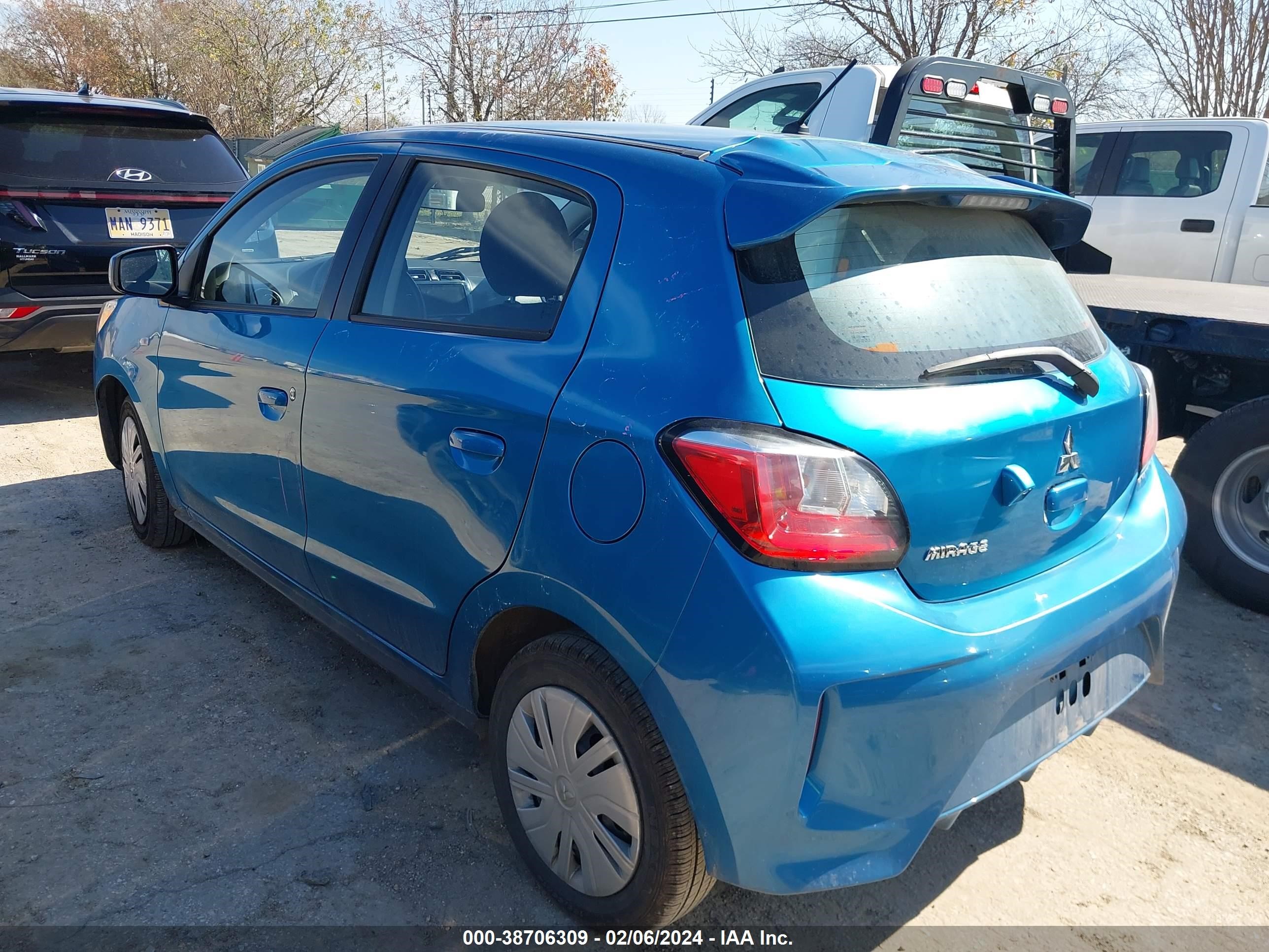 Photo 2 VIN: ML32AUHJ1MH011433 - MITSUBISHI MIRAGE 