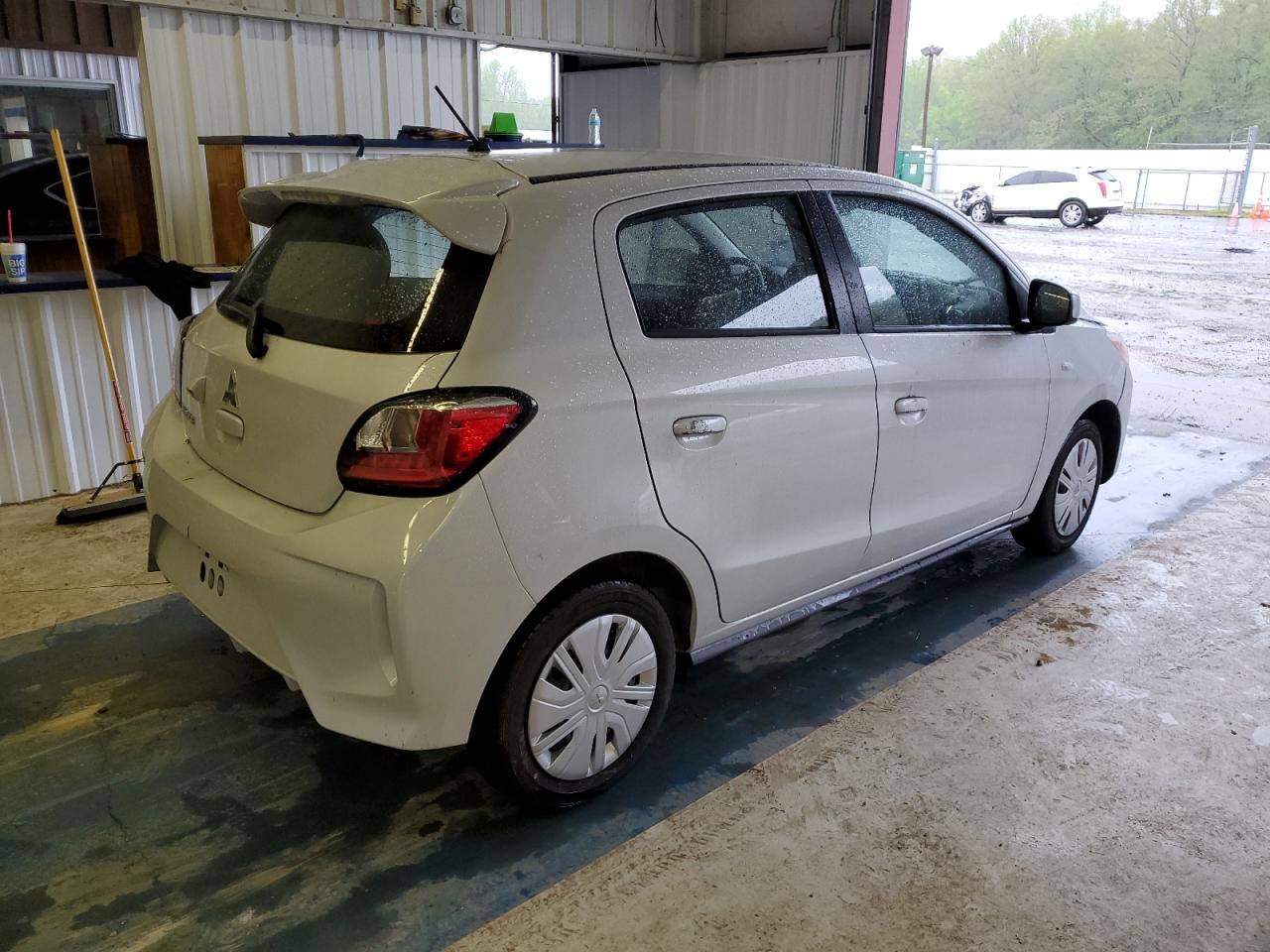 Photo 2 VIN: ML32AUHJ4RH000482 - MITSUBISHI MIRAGE 