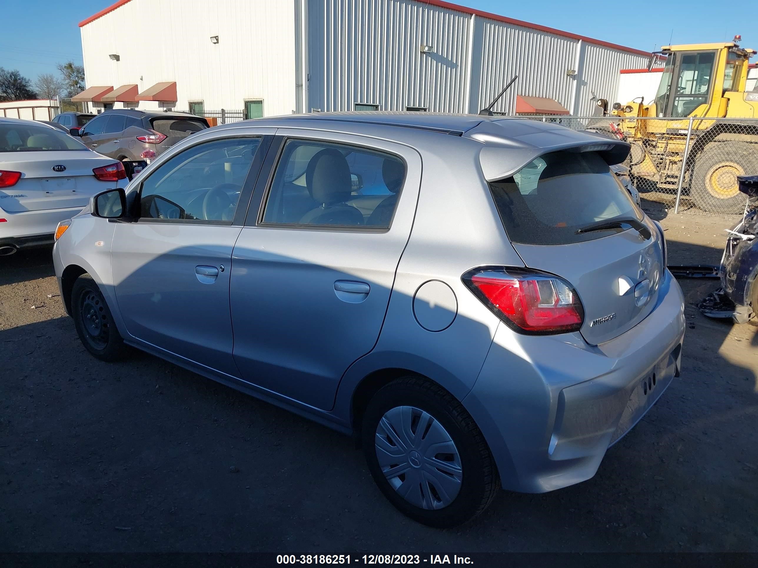 Photo 2 VIN: ML32AUHJ5NH007743 - MITSUBISHI MIRAGE 