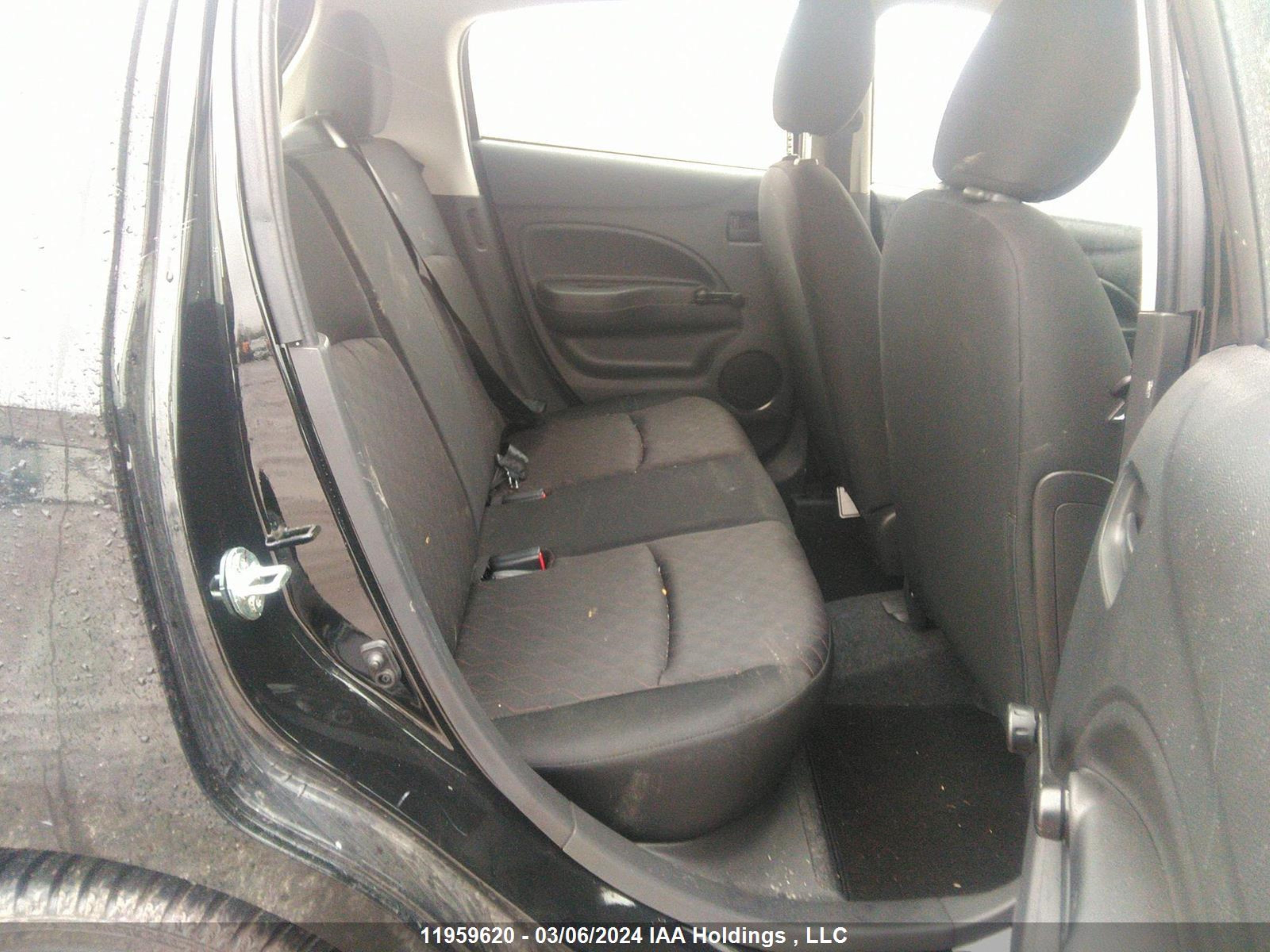 Photo 7 VIN: ML32AUHJ7PH005320 - MITSUBISHI MIRAGE 