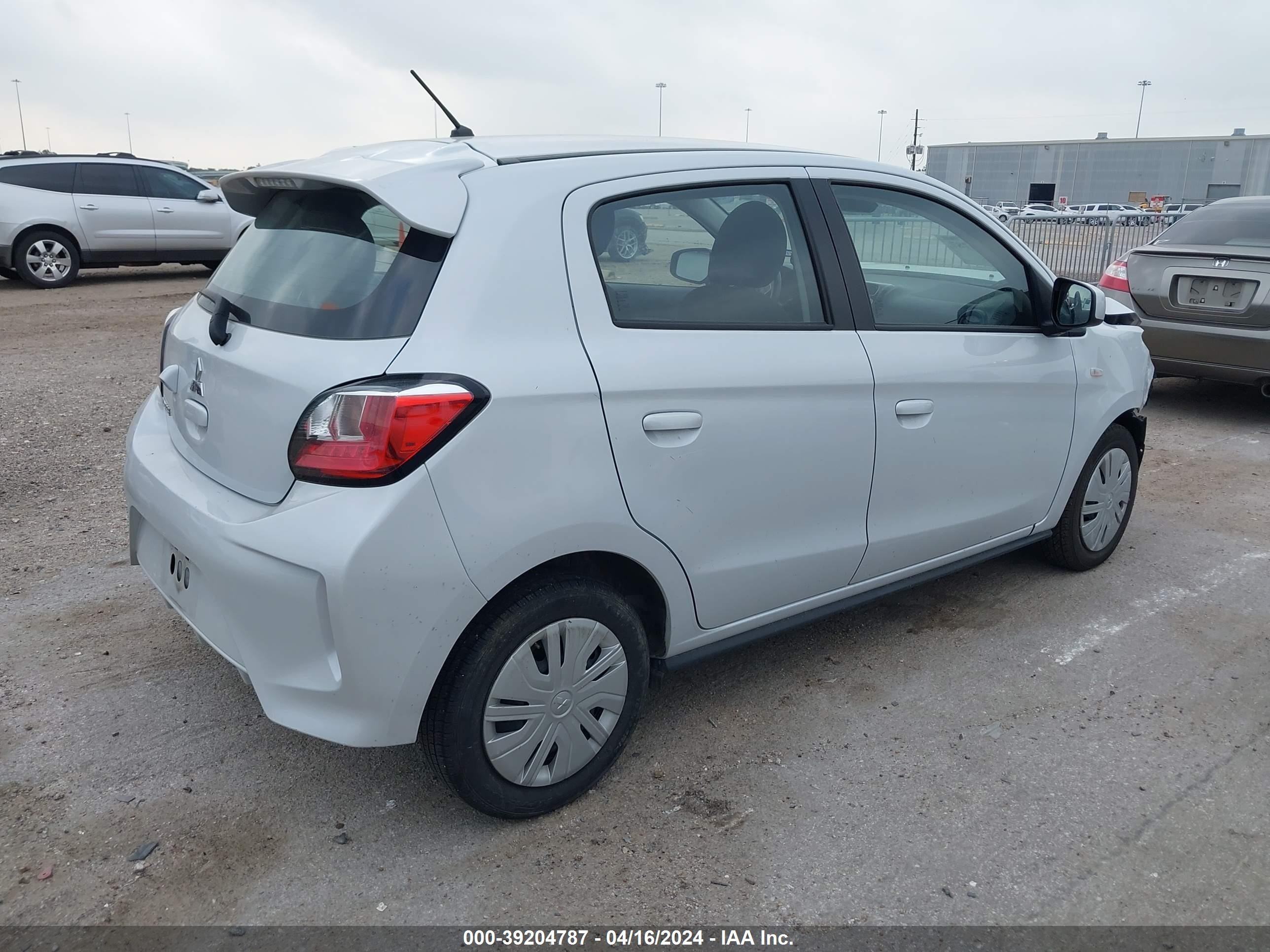 Photo 3 VIN: ML32AUHJ8MH012952 - MITSUBISHI MIRAGE 