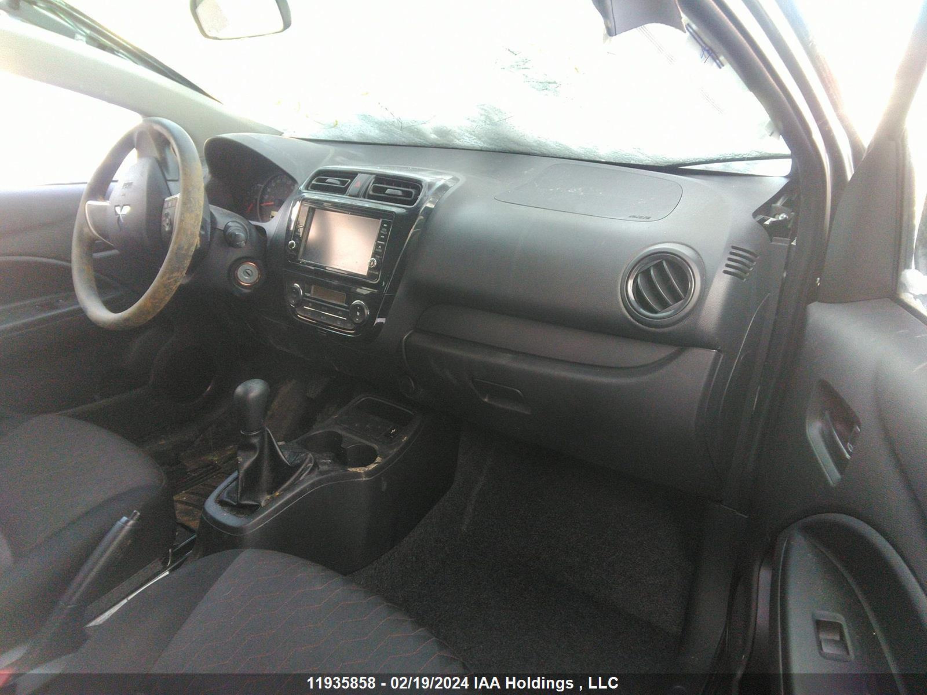 Photo 4 VIN: ML32AUHJ8NH004321 - MITSUBISHI MIRAGE 