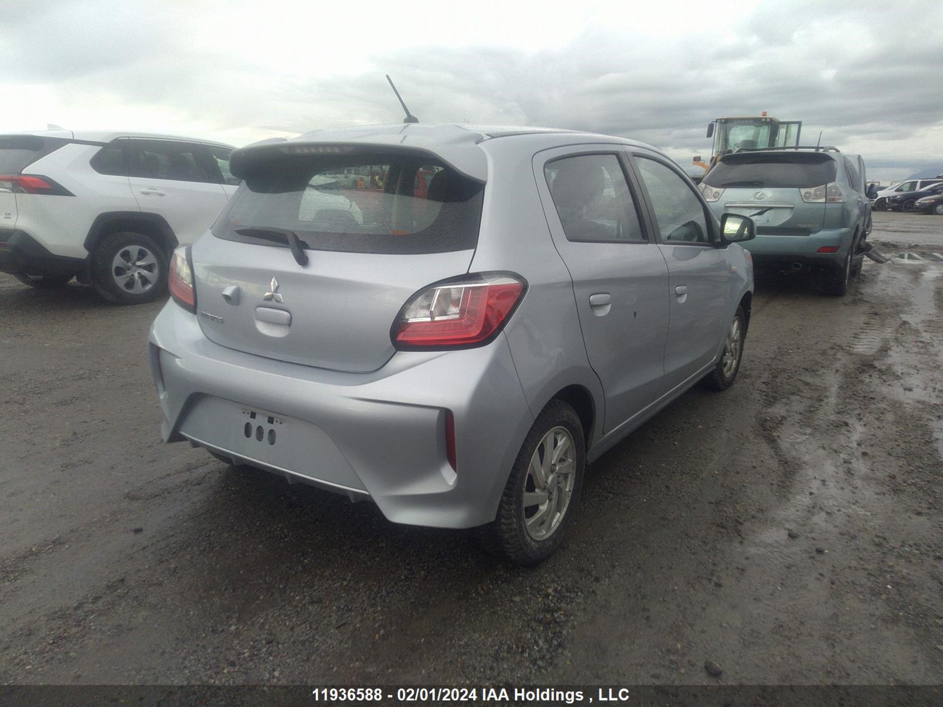 Photo 3 VIN: ML32AUHJXMH005470 - MITSUBISHI MIRAGE 