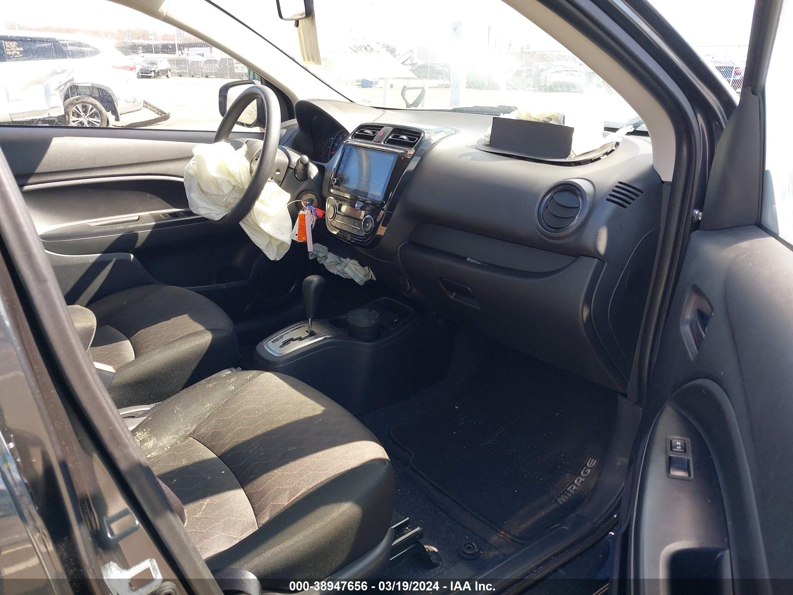 Photo 4 VIN: ML32AUHJXRH003659 - MITSUBISHI MIRAGE 