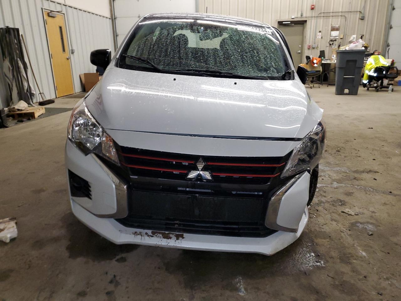 Photo 4 VIN: ML32AWHJ3PH004693 - MITSUBISHI MIRAGE 