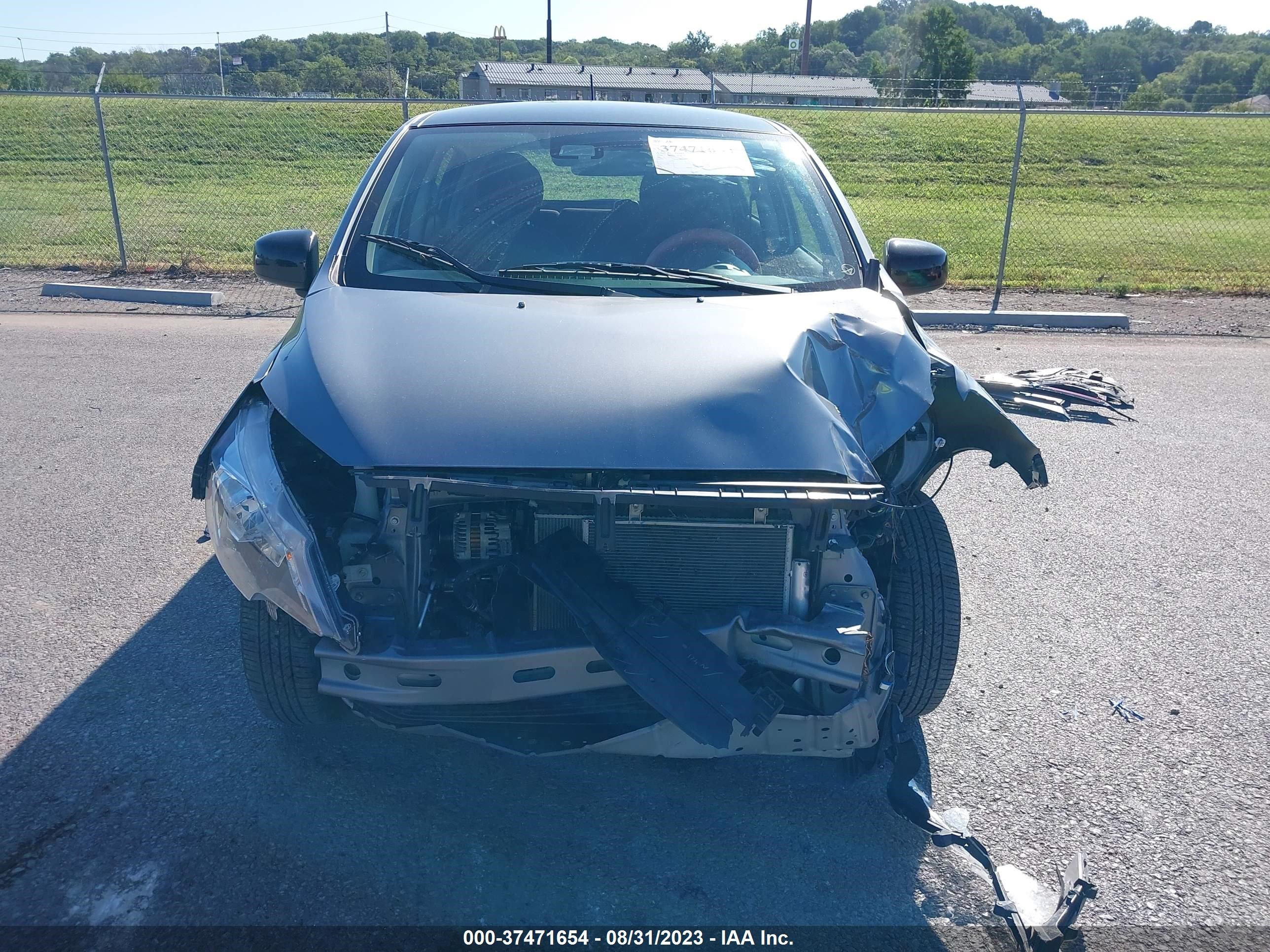 Photo 11 VIN: ML32AWHJXPH000494 - MITSUBISHI MIRAGE 