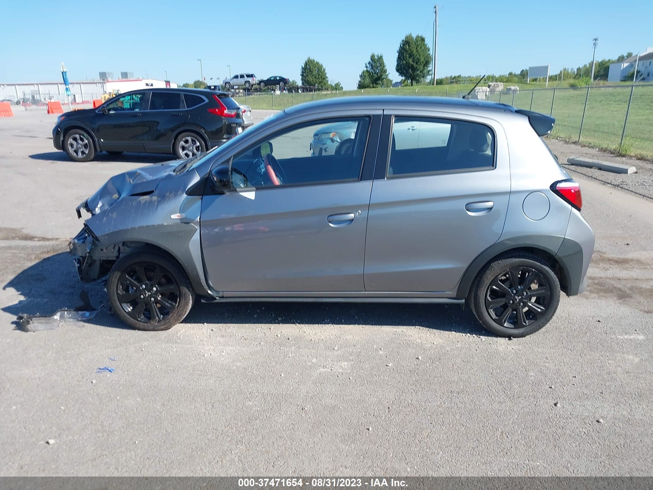 Photo 13 VIN: ML32AWHJXPH000494 - MITSUBISHI MIRAGE 