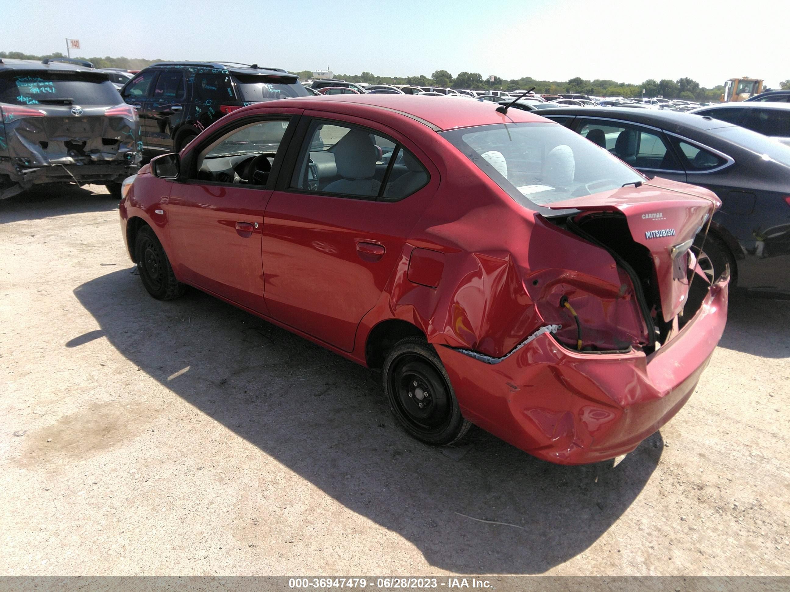 Photo 2 VIN: ML32F3FJ2JHF16264 - MITSUBISHI MIRAGE 