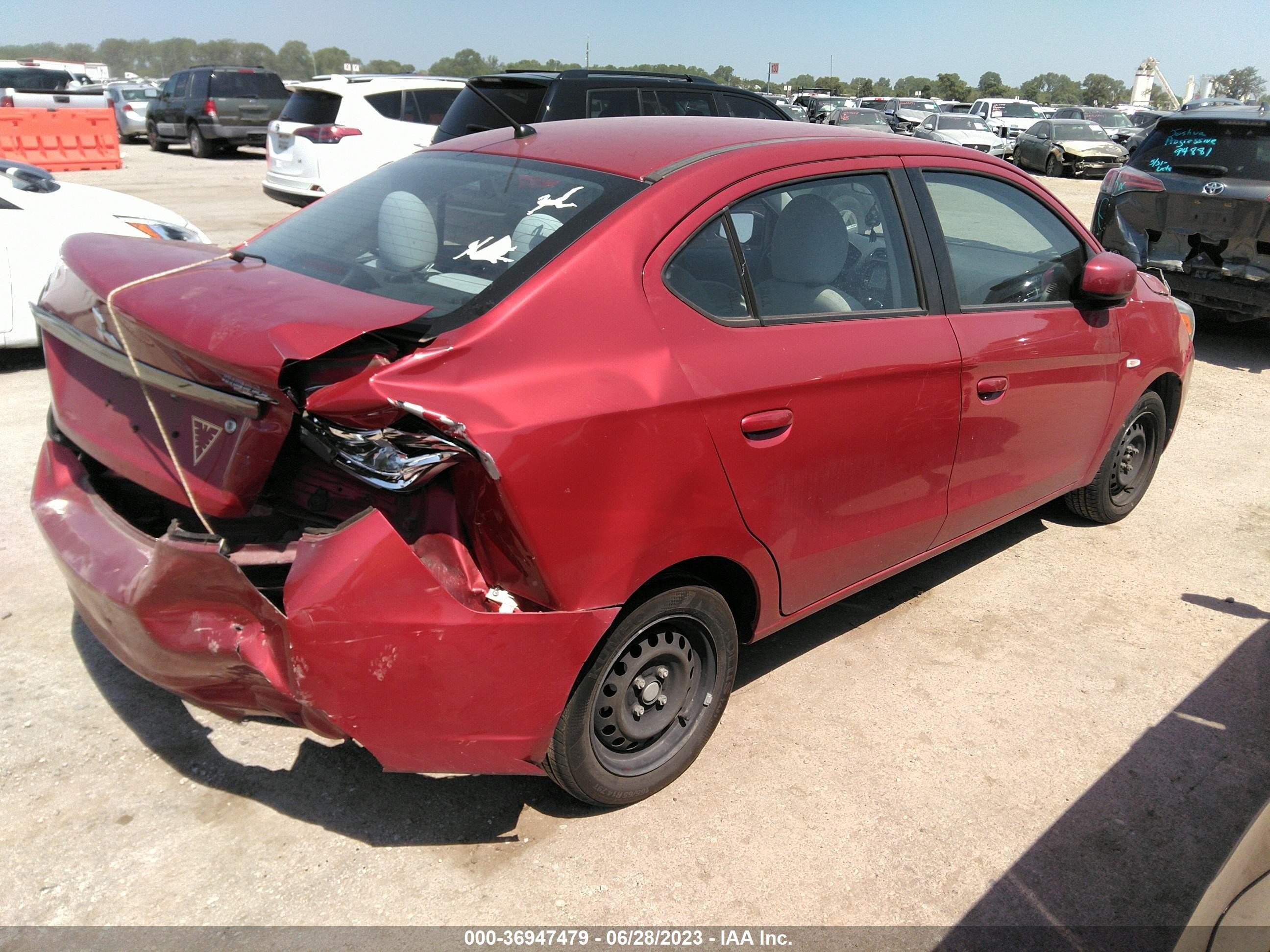 Photo 3 VIN: ML32F3FJ2JHF16264 - MITSUBISHI MIRAGE 