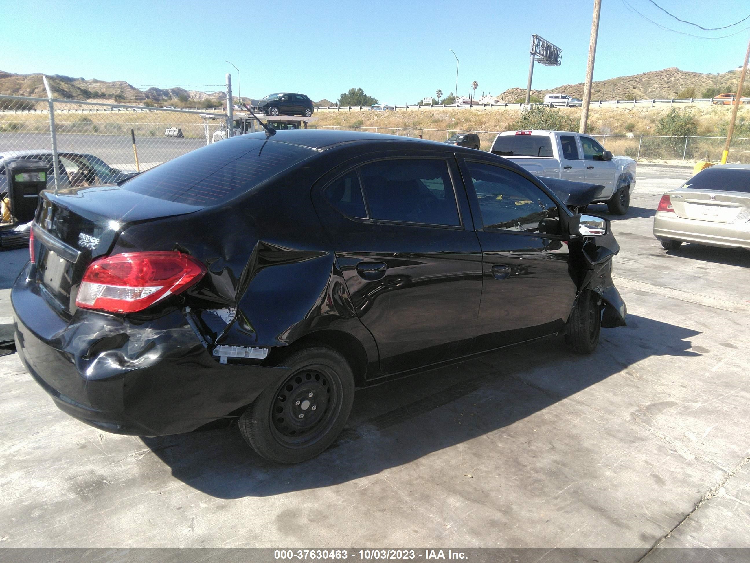 Photo 3 VIN: ML32F3FJ2JHF16572 - MITSUBISHI MIRAGE 