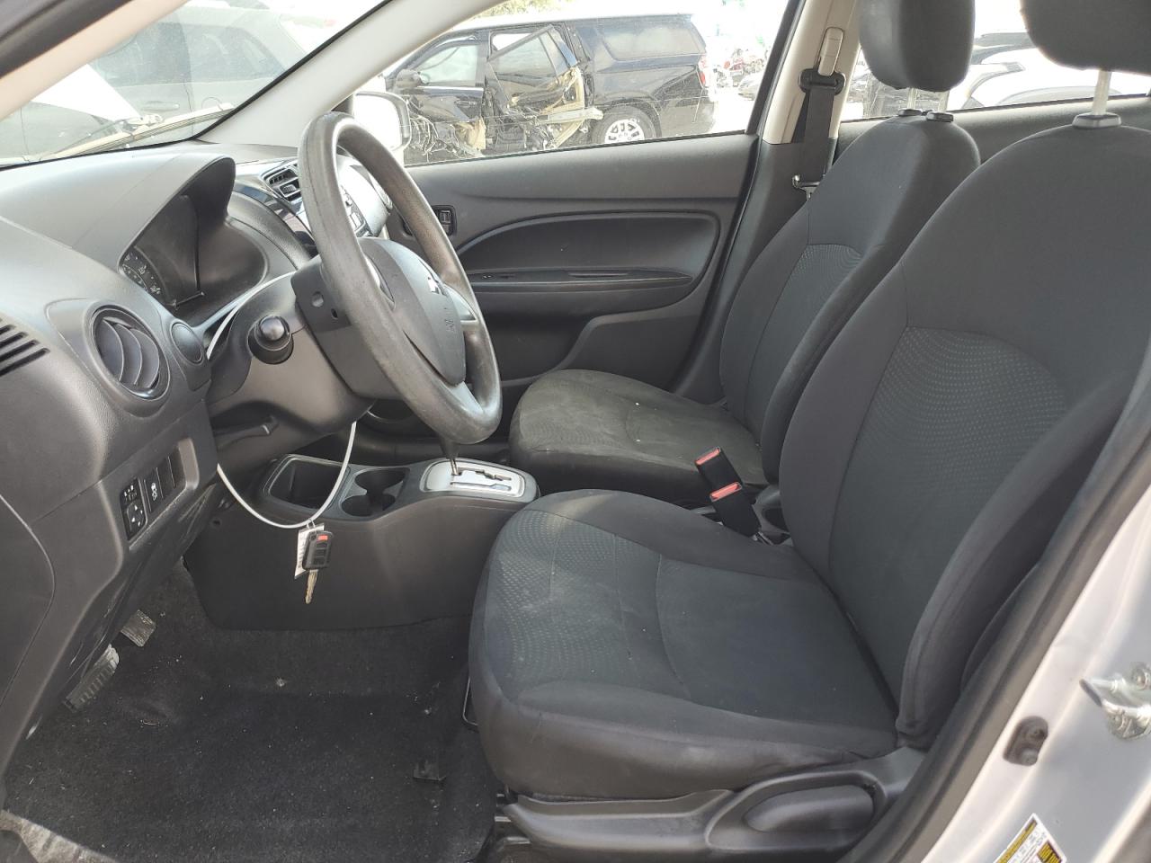 Photo 6 VIN: ML32F3FJ3HHF16090 - MITSUBISHI MIRAGE 