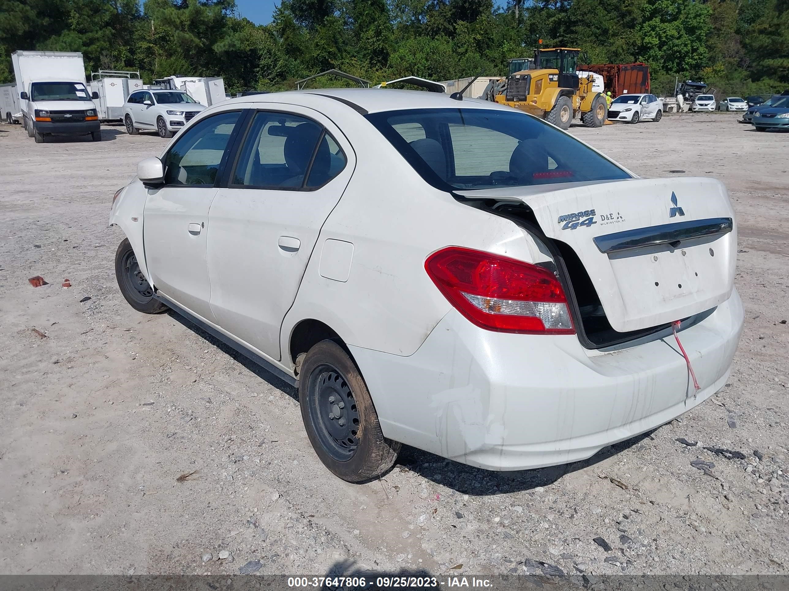 Photo 2 VIN: ML32F3FJ7LHF07952 - MITSUBISHI MIRAGE 