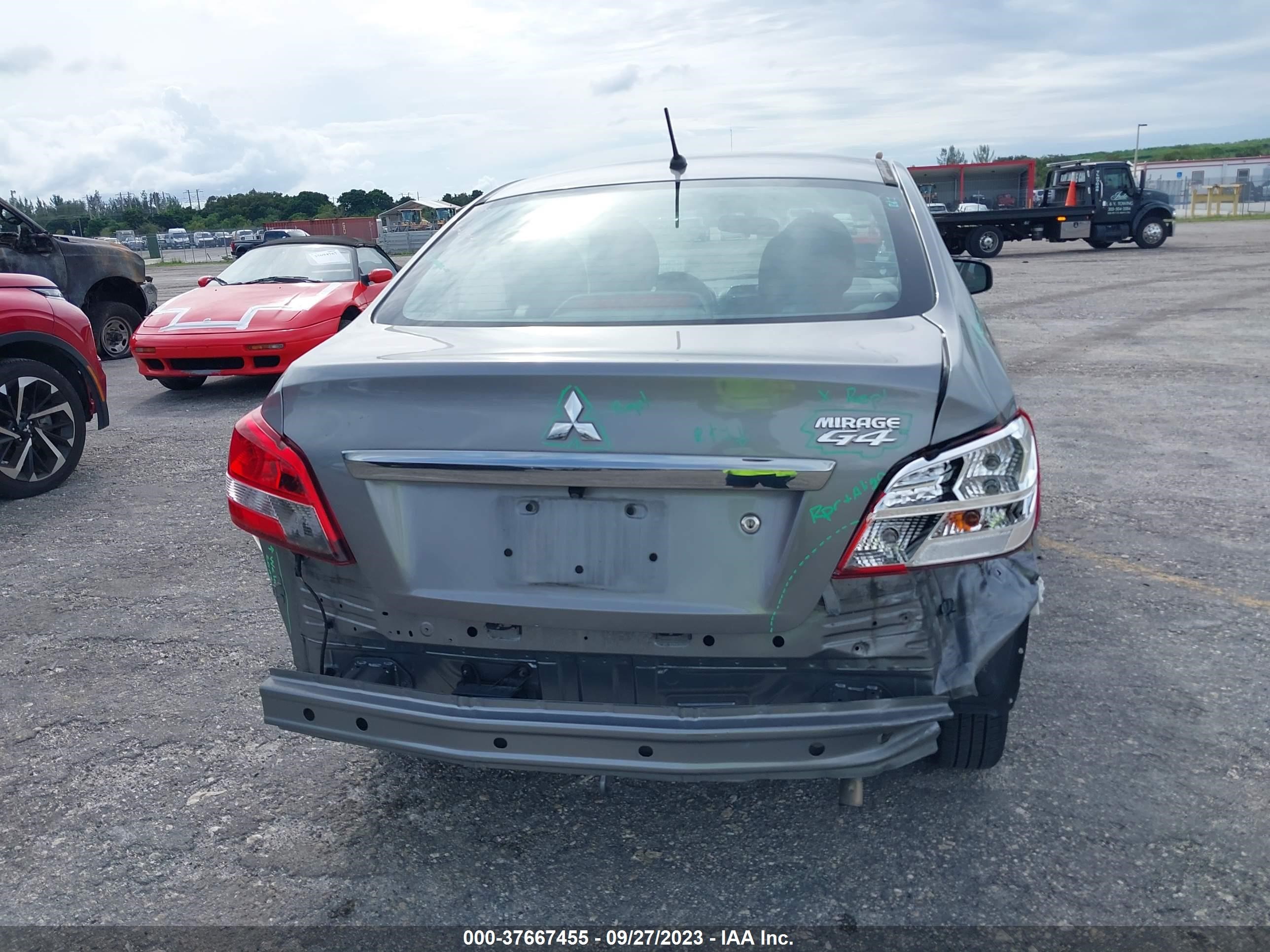 Photo 5 VIN: ML32F3FJ8JHF04913 - MITSUBISHI MIRAGE 