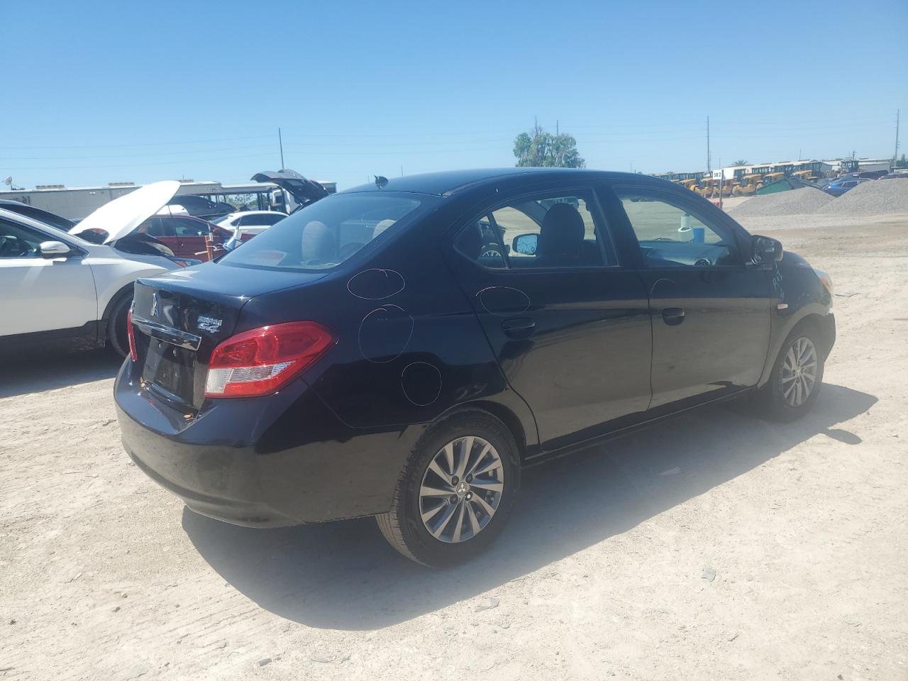 Photo 2 VIN: ML32F3FJ8JHF06550 - MITSUBISHI MIRAGE 