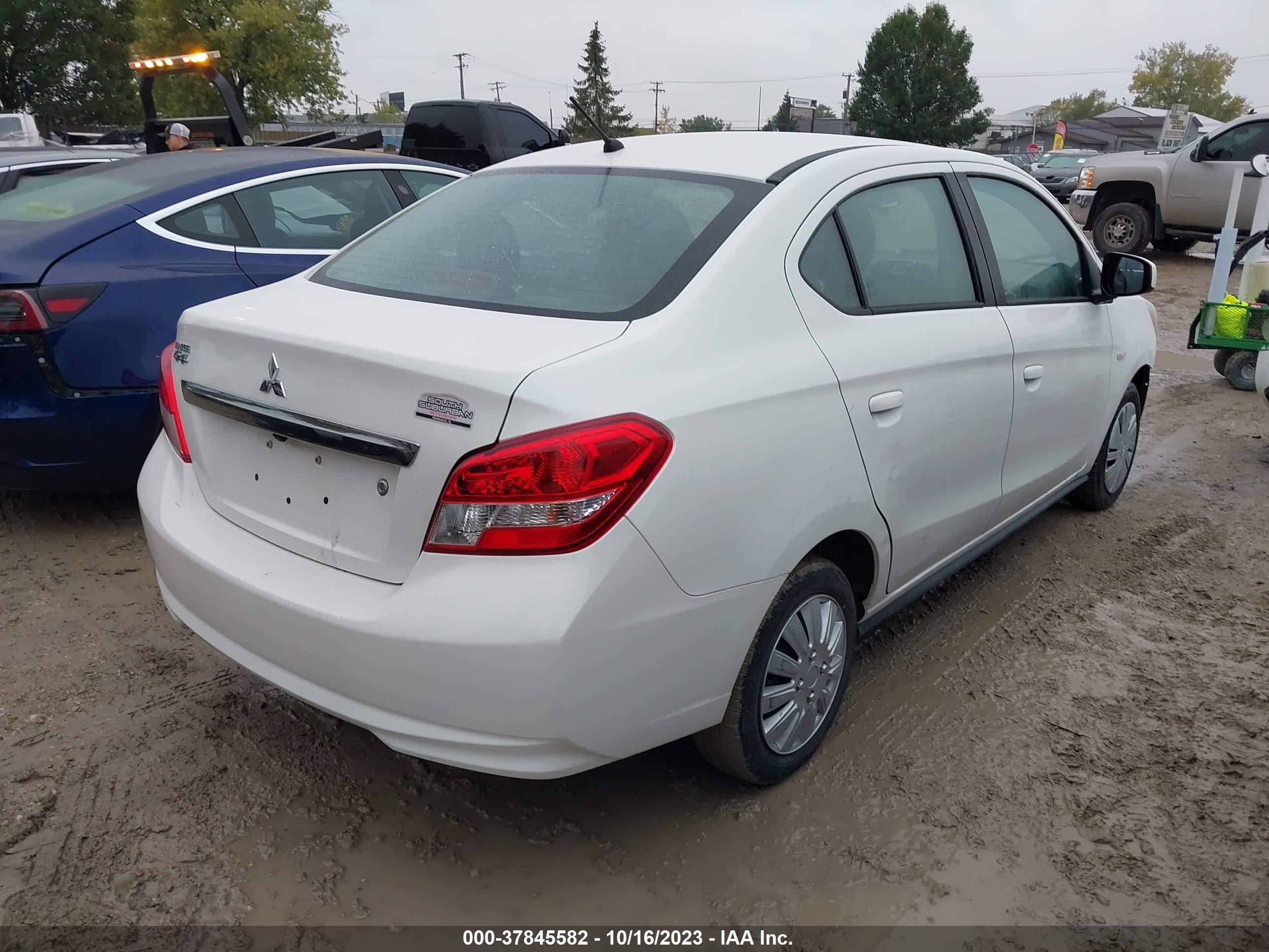 Photo 3 VIN: ML32F3FJ8LHF08592 - MITSUBISHI MIRAGE 