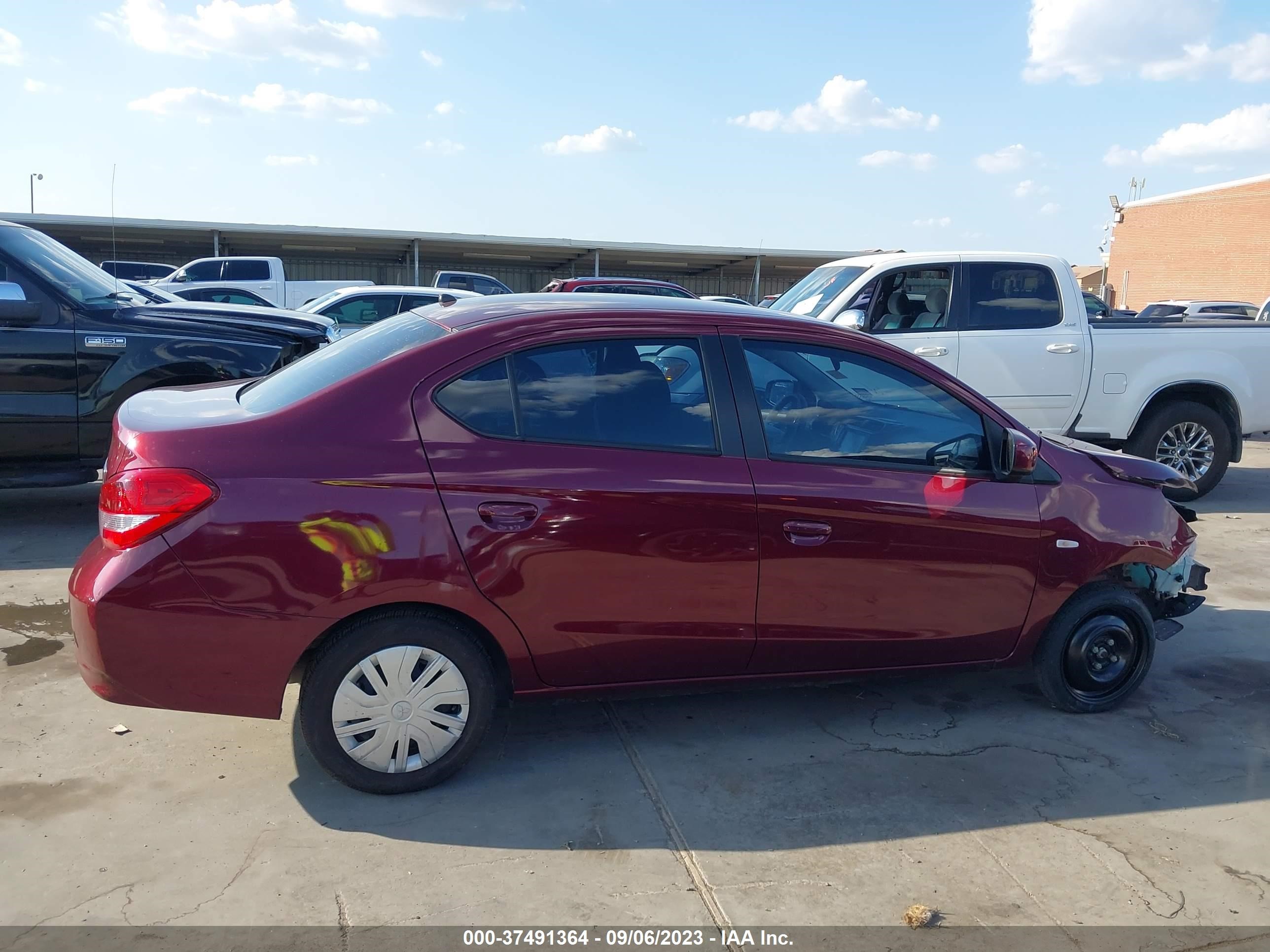 Photo 13 VIN: ML32F3FJXJHF08073 - MITSUBISHI MIRAGE 