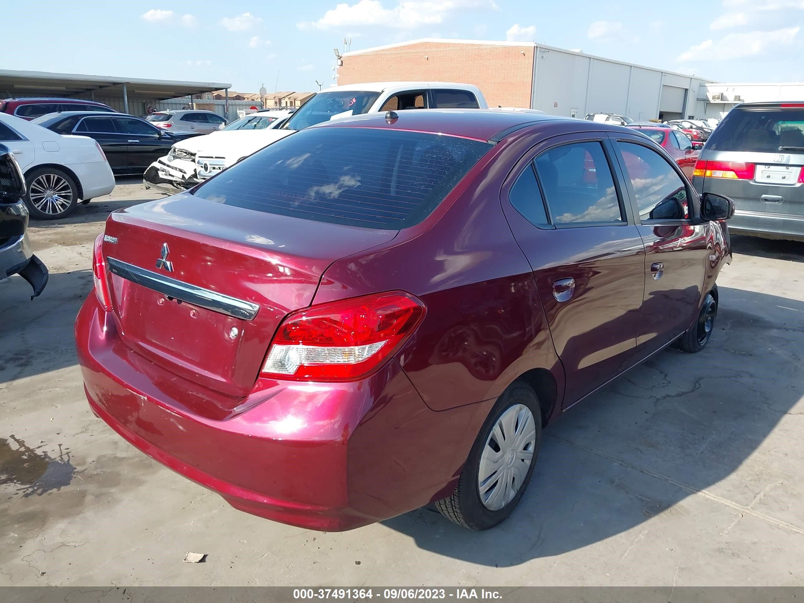 Photo 3 VIN: ML32F3FJXJHF08073 - MITSUBISHI MIRAGE 