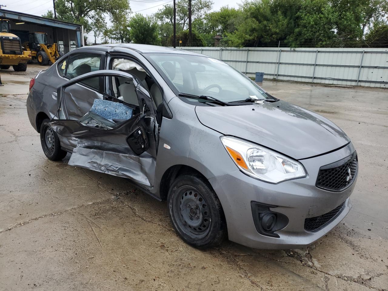 Photo 3 VIN: ML32F3FJXLHF05497 - MITSUBISHI MIRAGE 