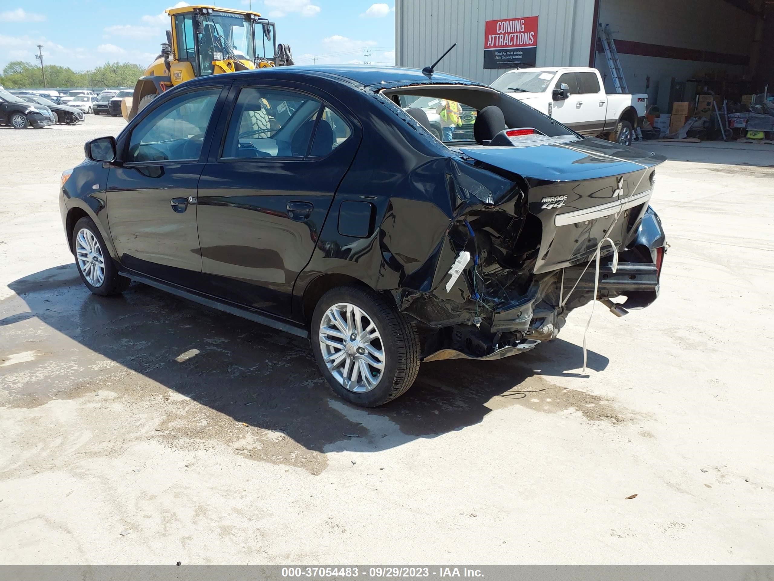 Photo 2 VIN: ML32FUFJ0PHF00868 - MITSUBISHI MIRAGE 