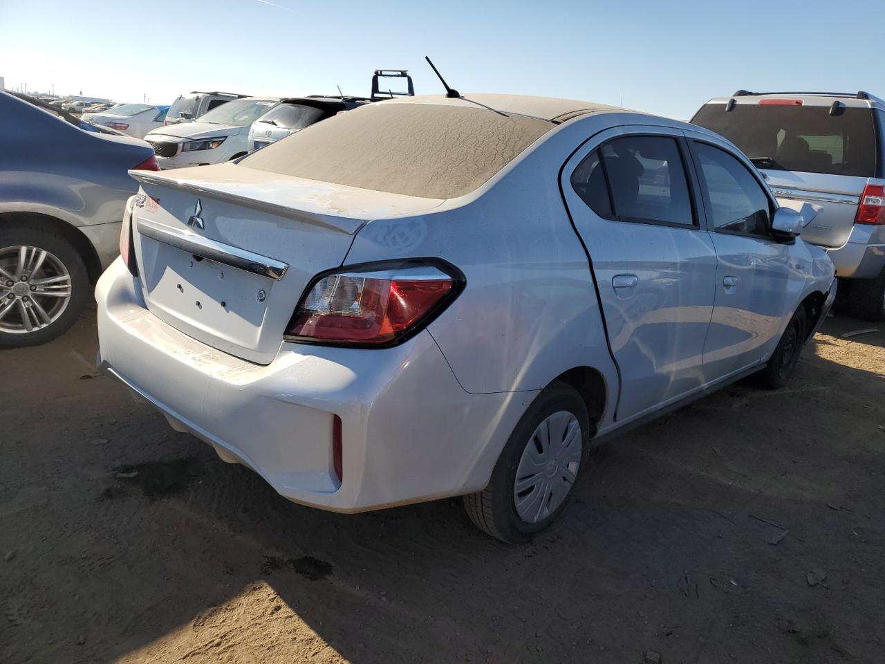 Photo 2 VIN: ML32FUFJ0PHF01695 - MITSUBISHI MIRAGE 