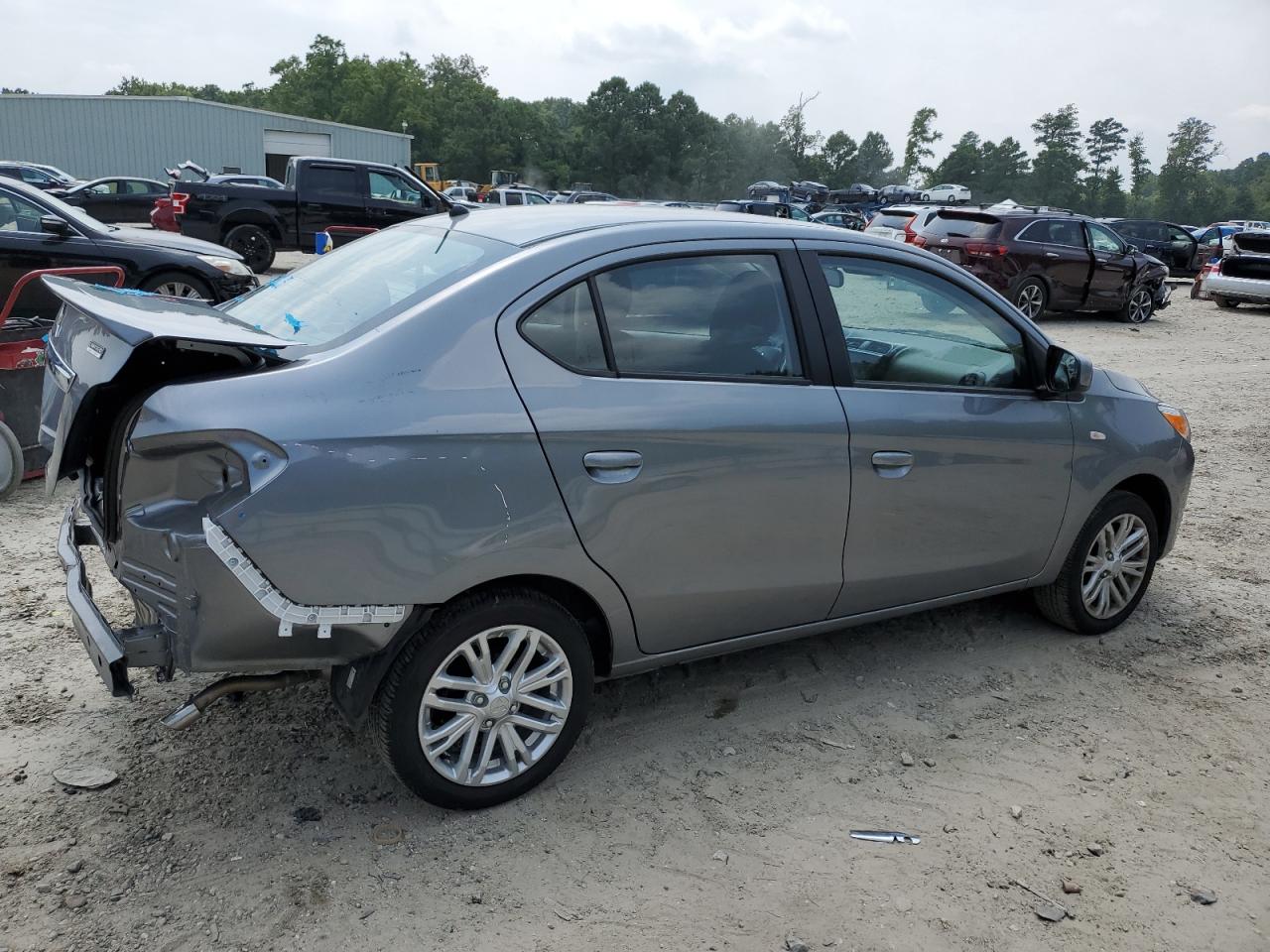 Photo 2 VIN: ML32FUFJ0PHF02832 - MITSUBISHI MIRAGE 