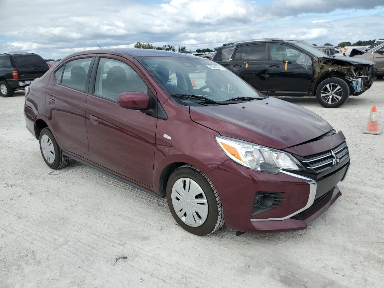 Photo 3 VIN: ML32FUFJ1PHF00961 - MITSUBISHI MIRAGE 