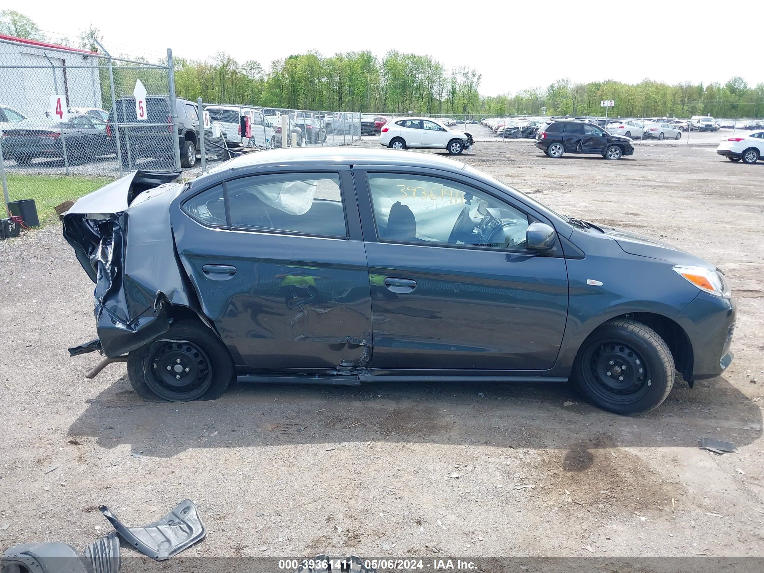 Photo 11 VIN: ML32FUFJ4RHF04375 - MITSUBISHI MIRAGE 