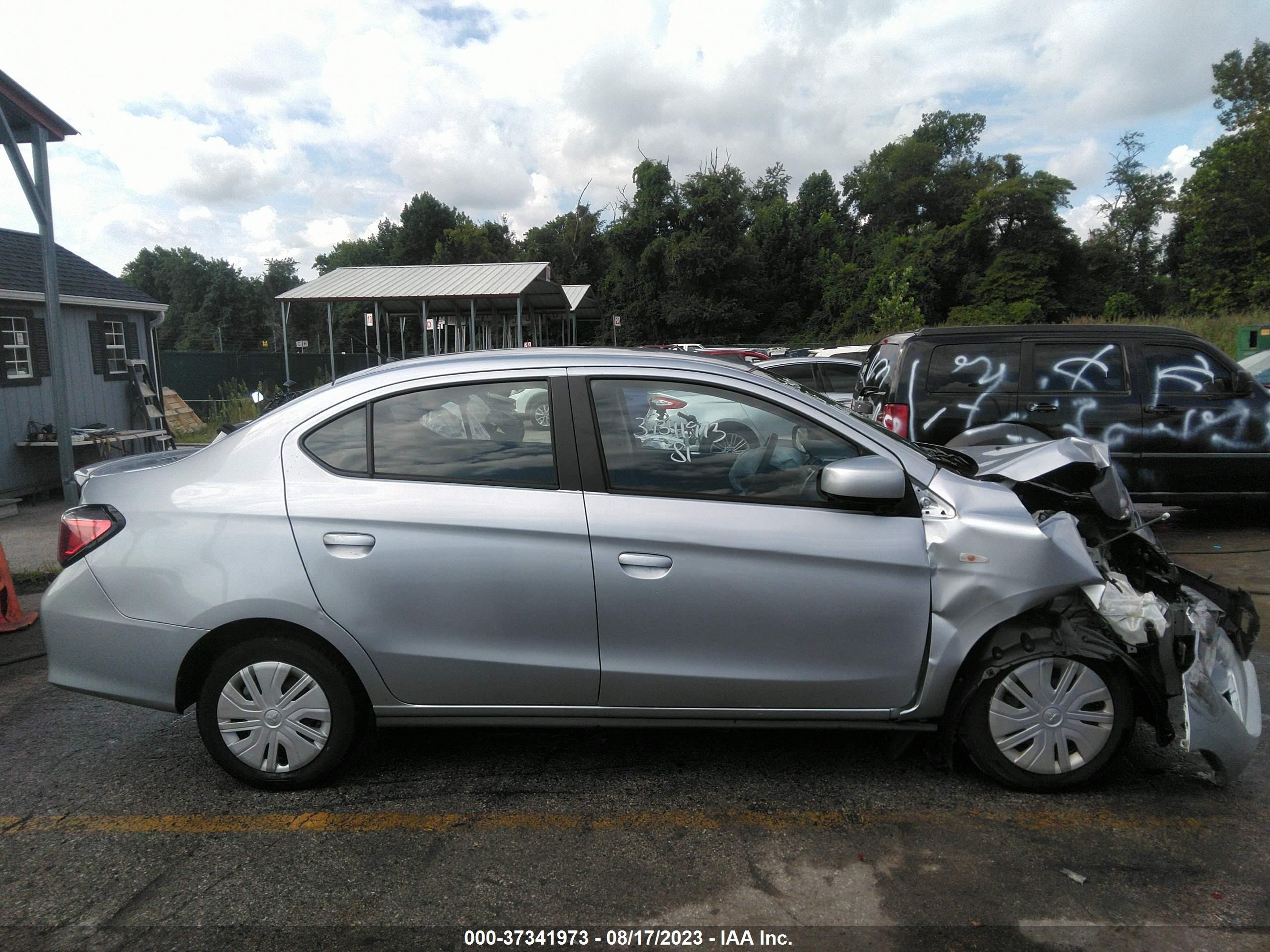 Photo 12 VIN: ML32FUFJ5MHF03048 - MITSUBISHI MIRAGE 