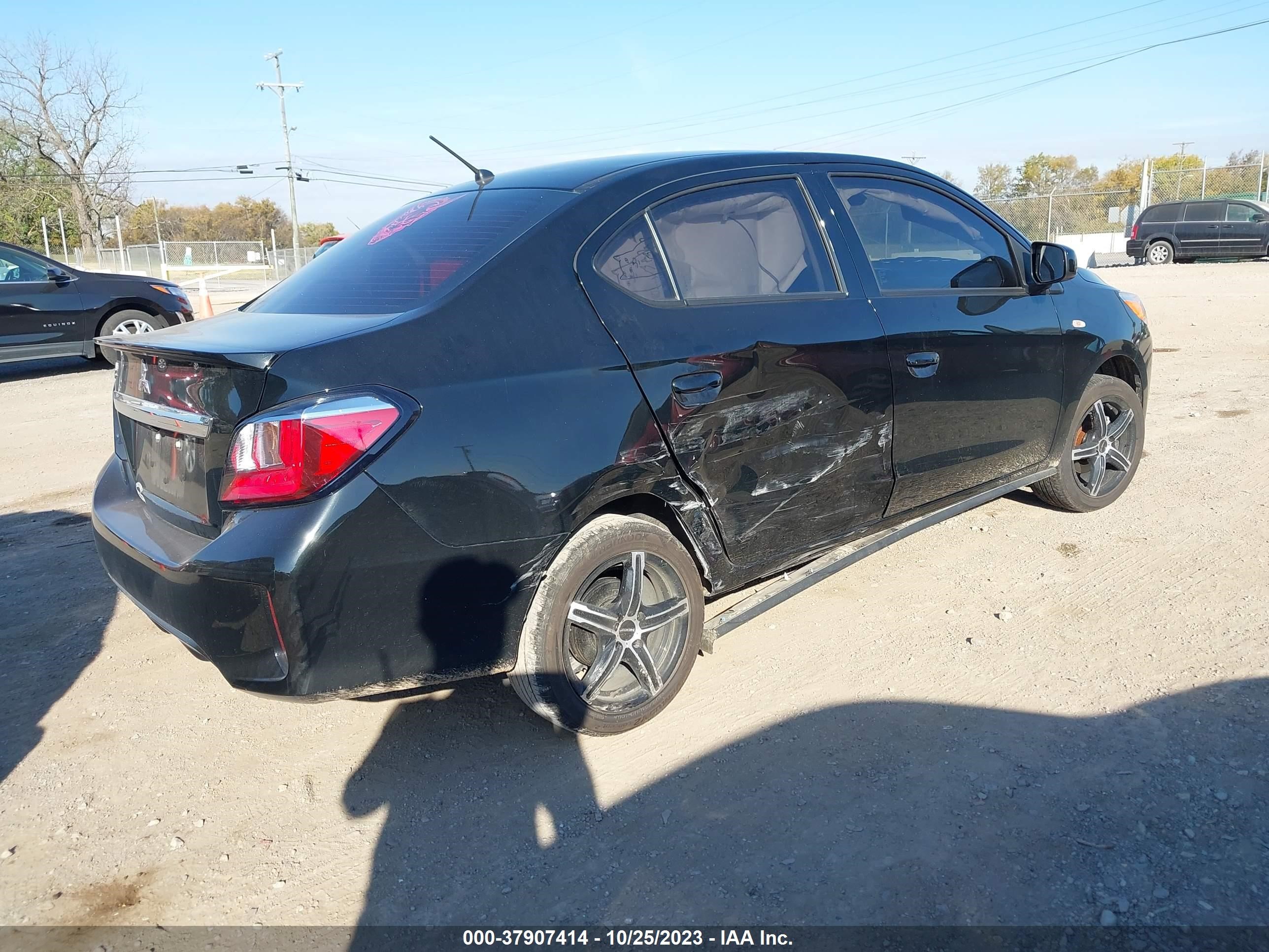 Photo 3 VIN: ML32FUFJ8PHF01766 - MITSUBISHI MIRAGE 